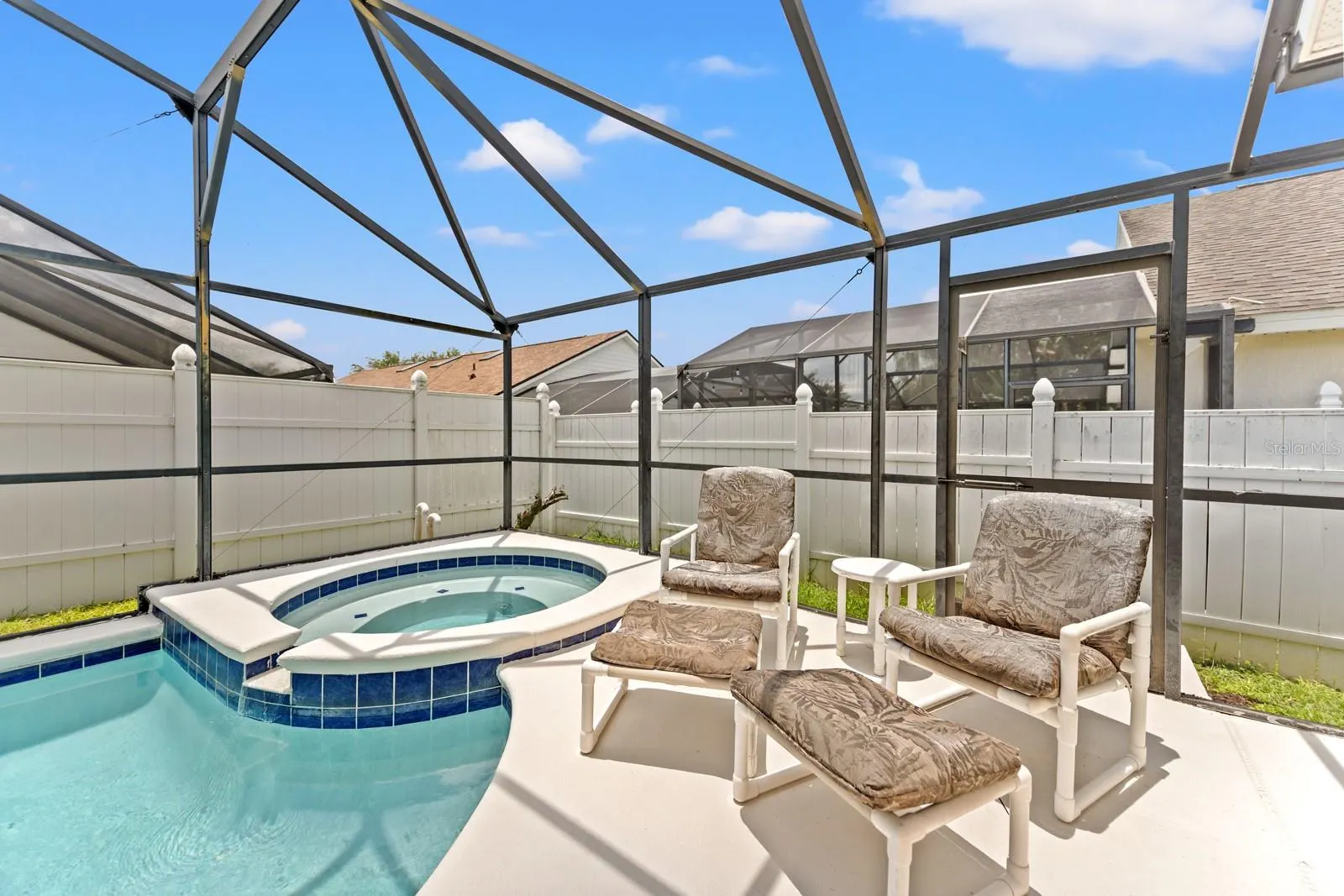 8088 SANTEE DR