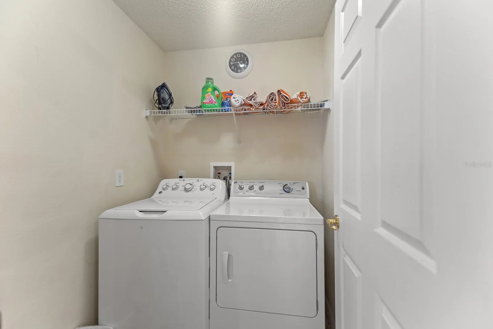 8088 SANTEE DR