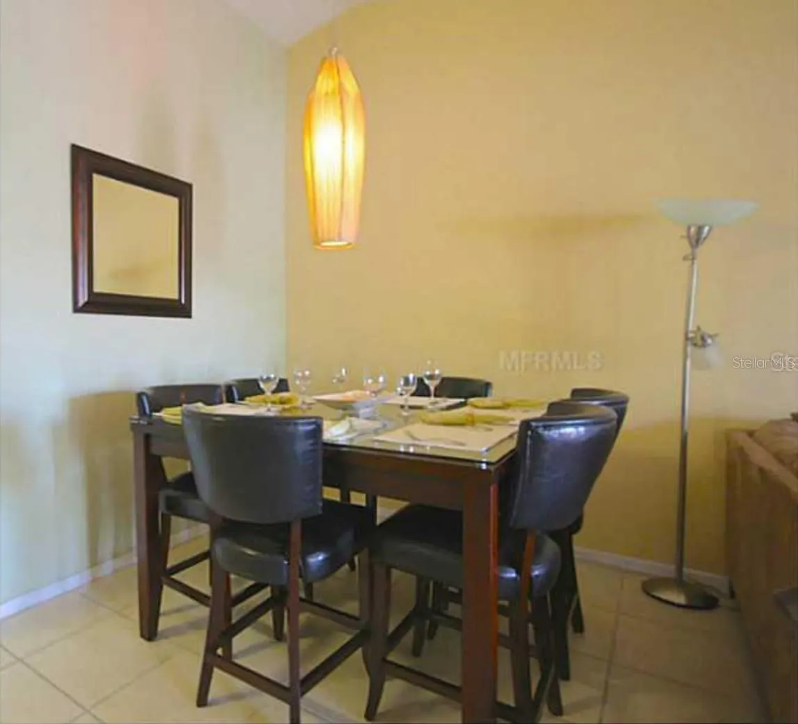 8848 GRAND PALMS CIR #B, #B