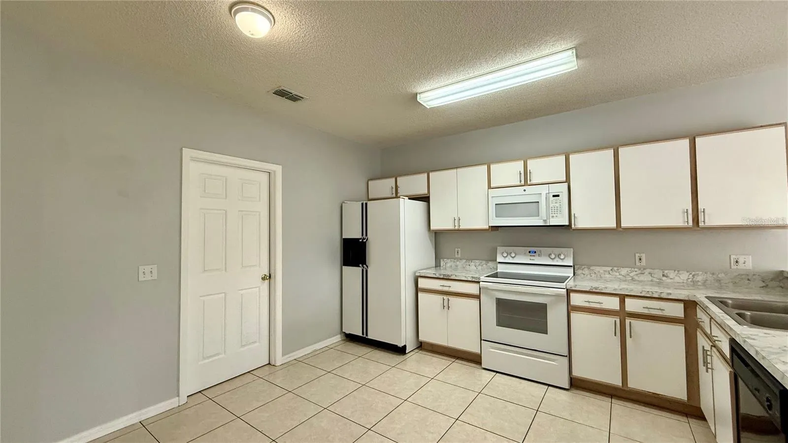 526 MARICOPA DR