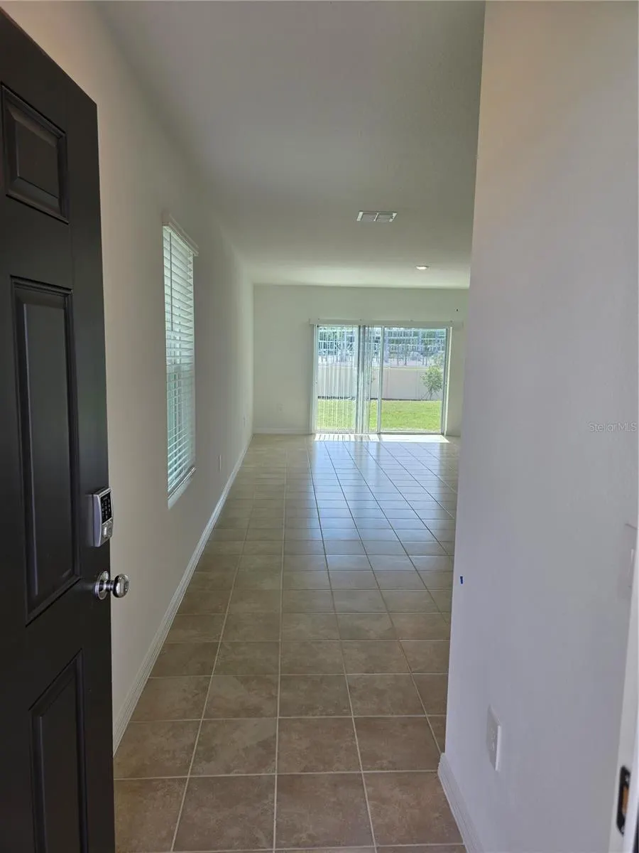 503 WAYLAND DR