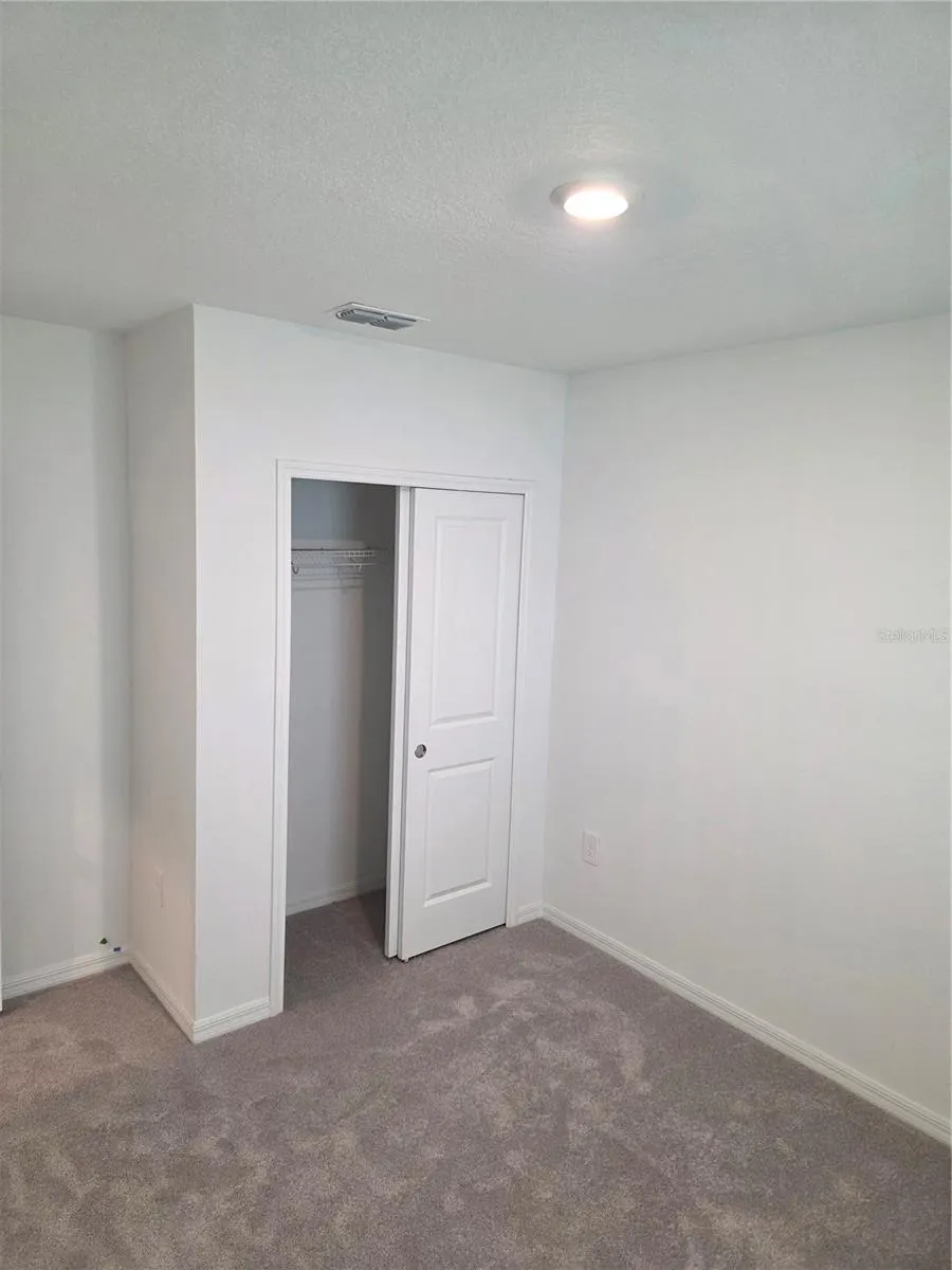 503 WAYLAND DR