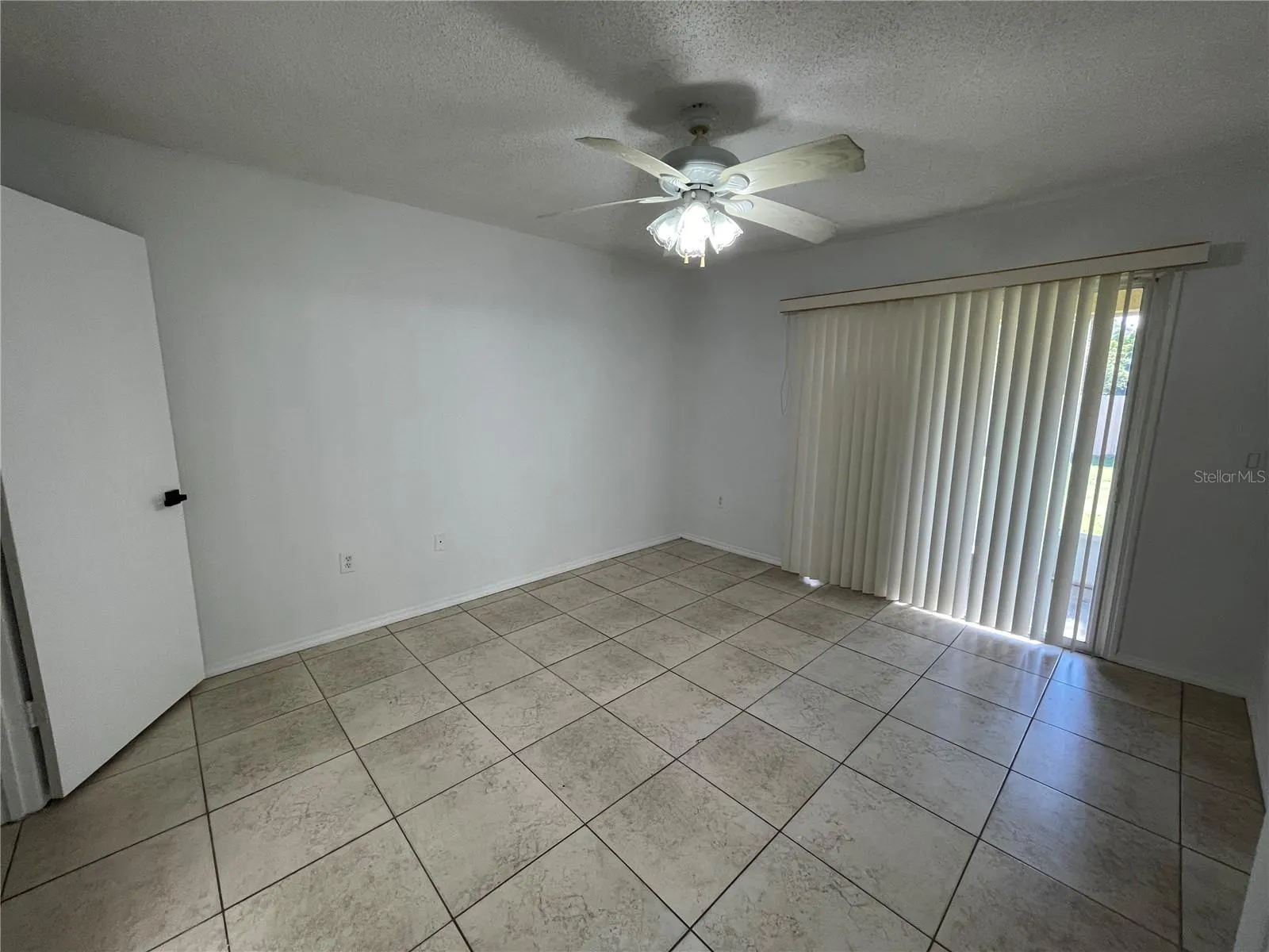 13415 FAIRWAY GLEN DR #104, #104