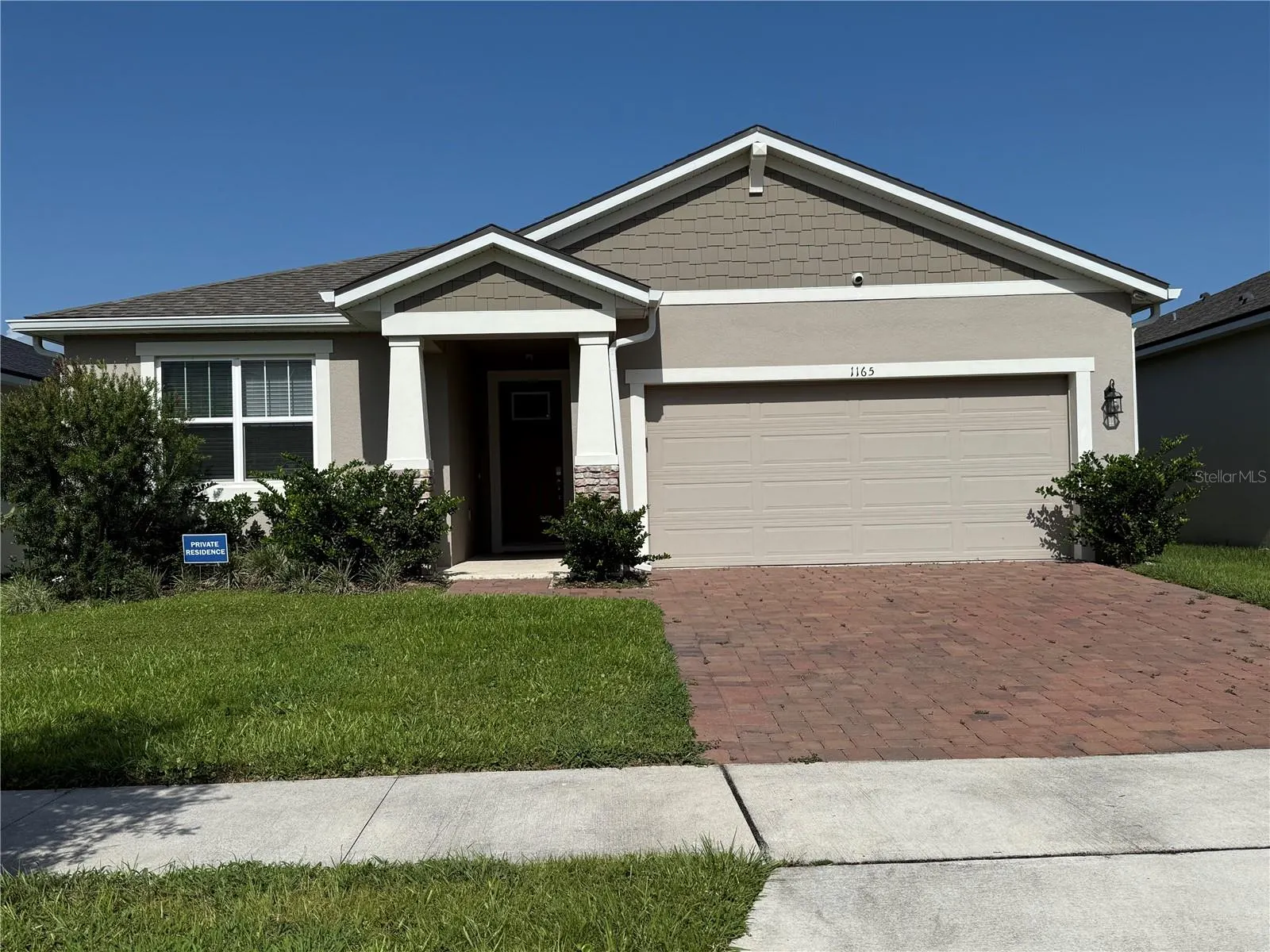 1165 LAKESHORE BREEZE PL