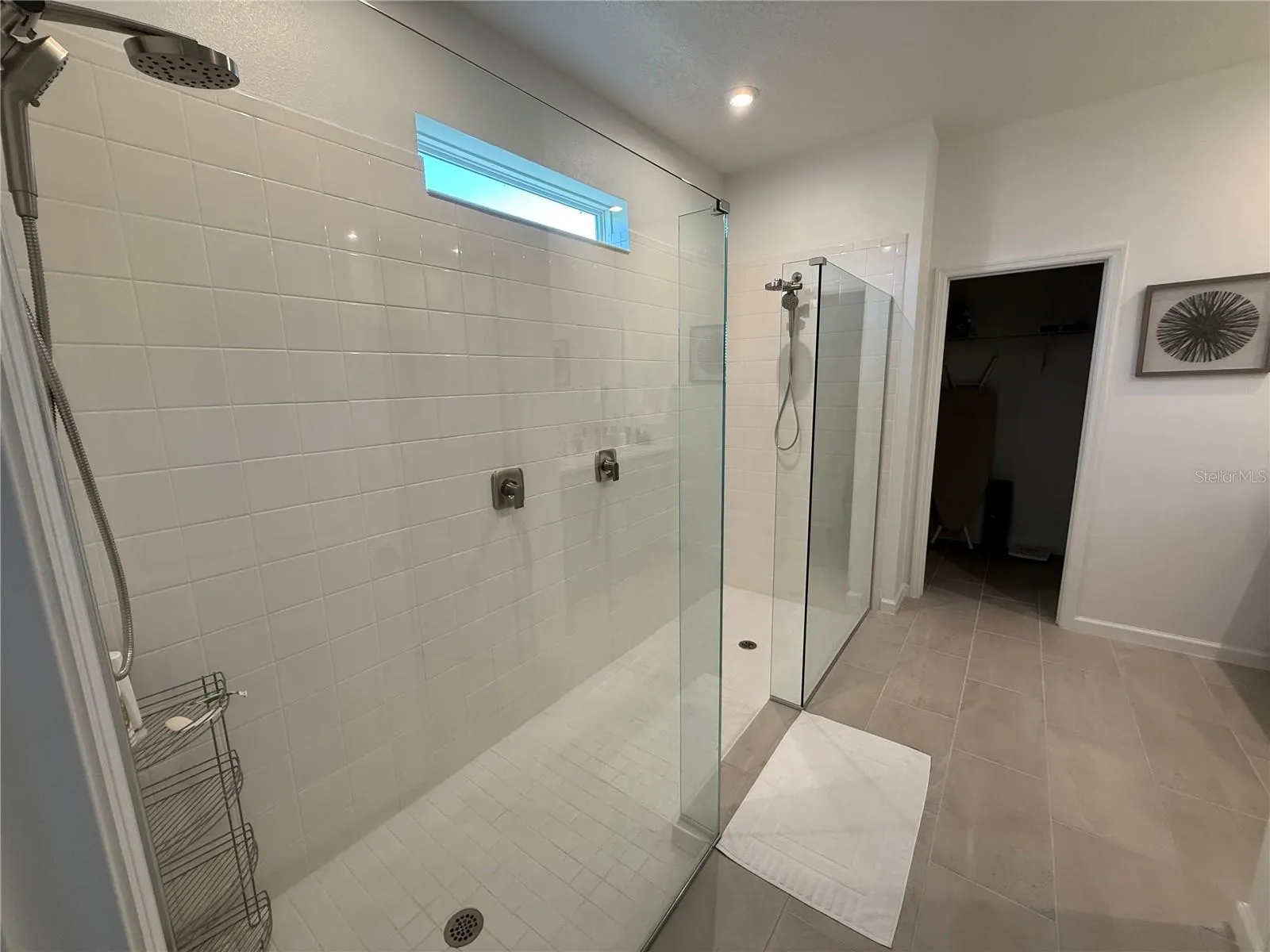 1165 LAKESHORE BREEZE PL