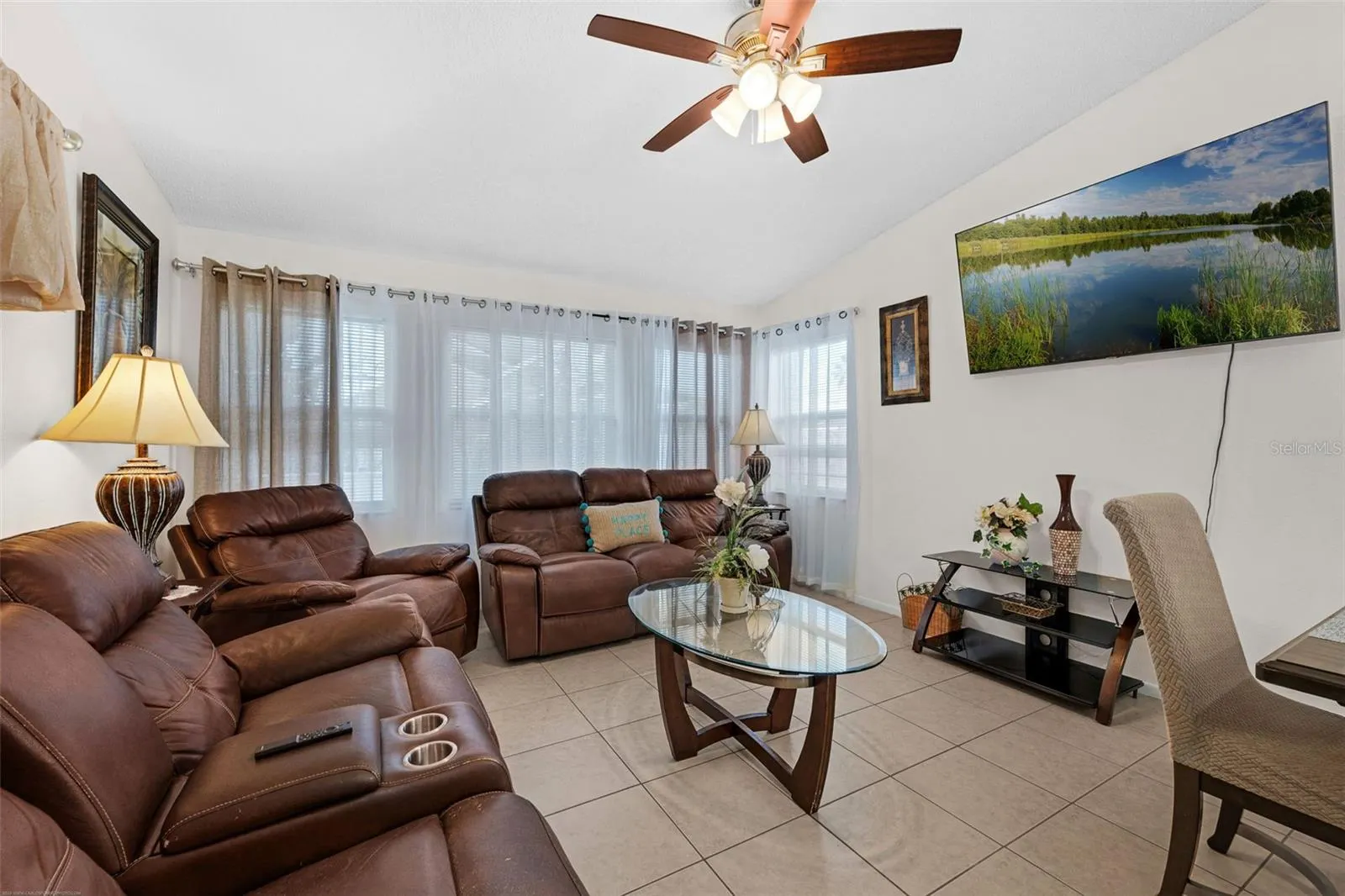 2894 PICADILLY CIR