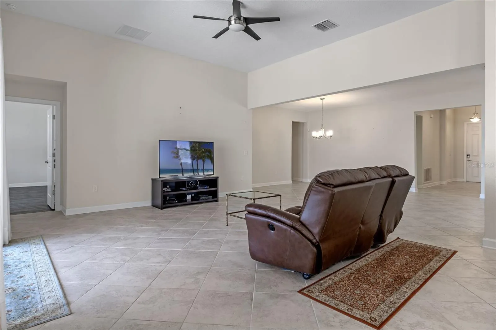 8879 BACKSPIN LN
