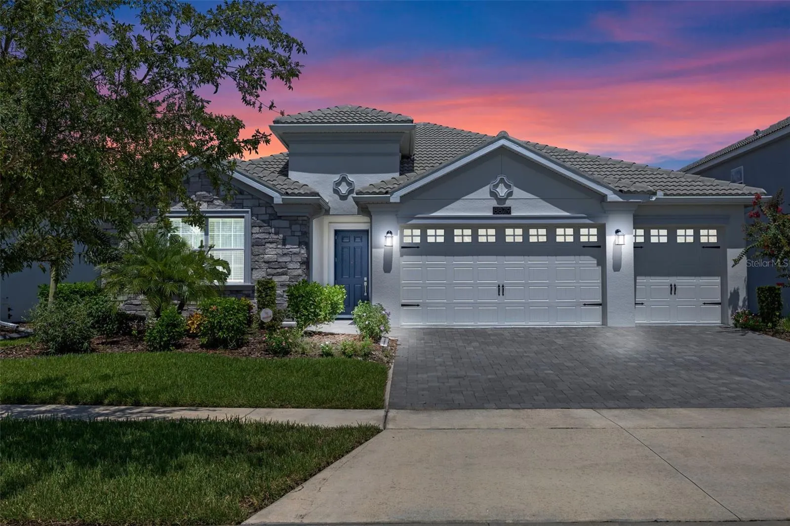 8879 BACKSPIN LN