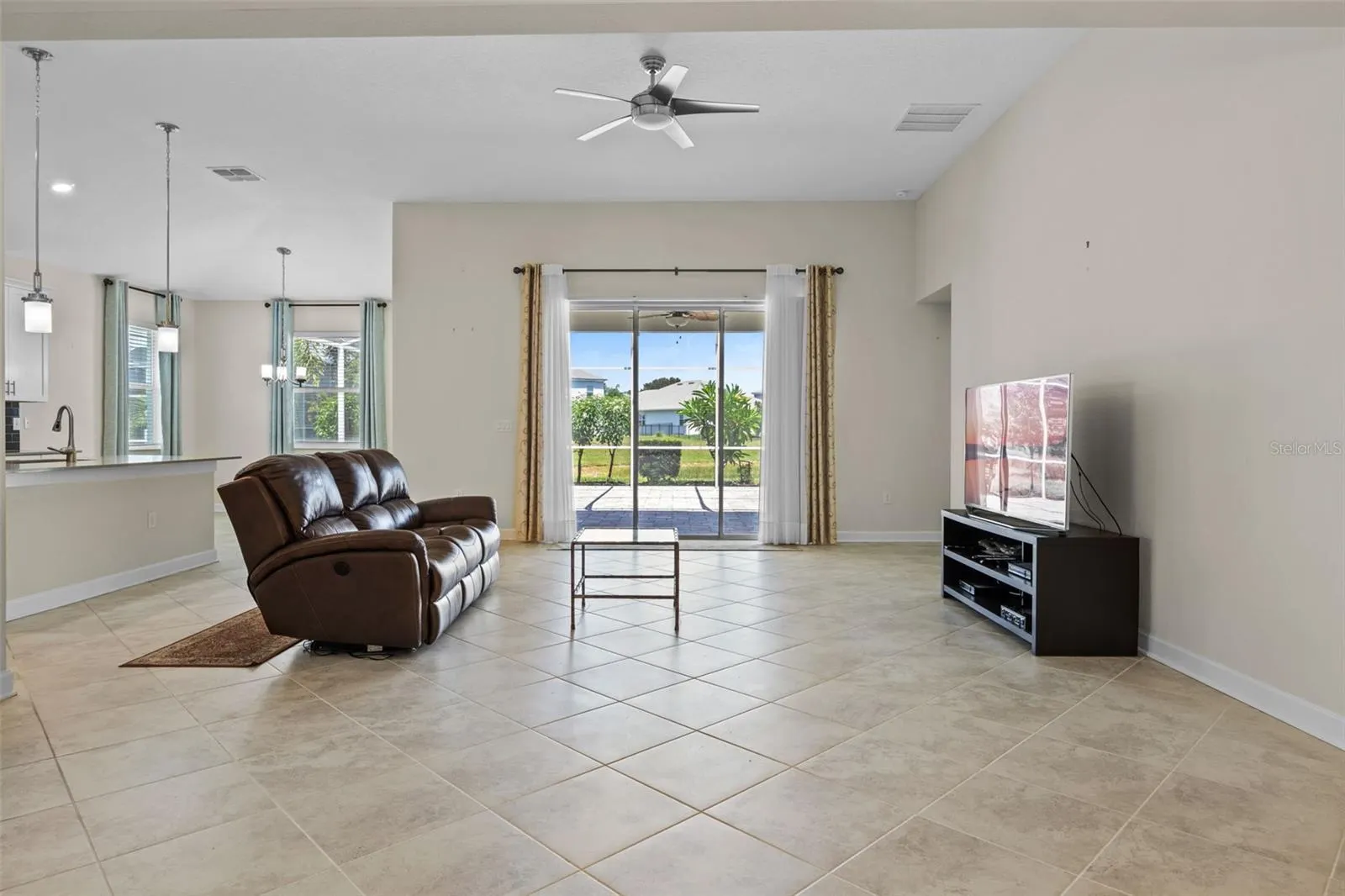 8879 BACKSPIN LN