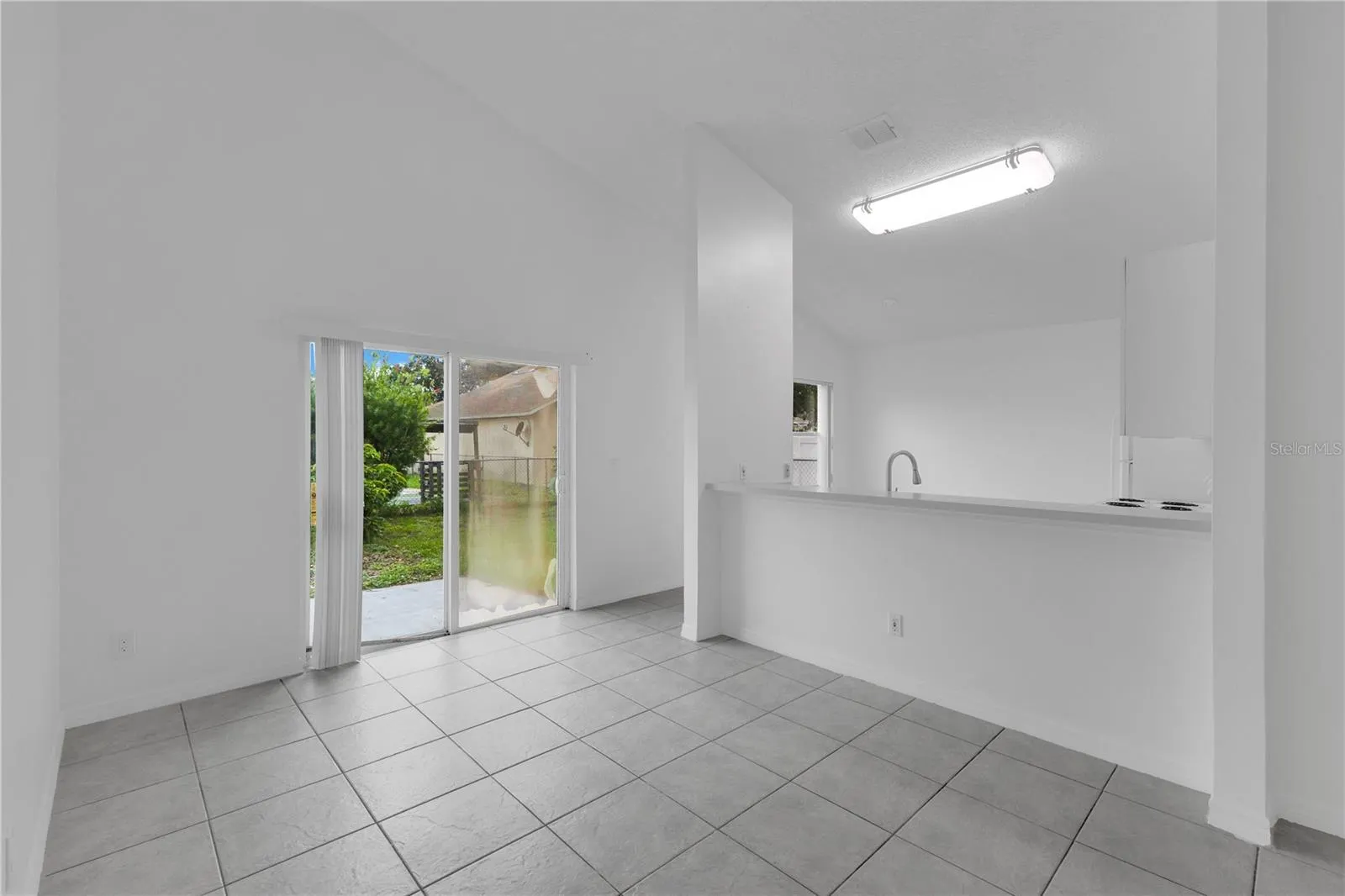 3433 CYPRESS POINT CIR