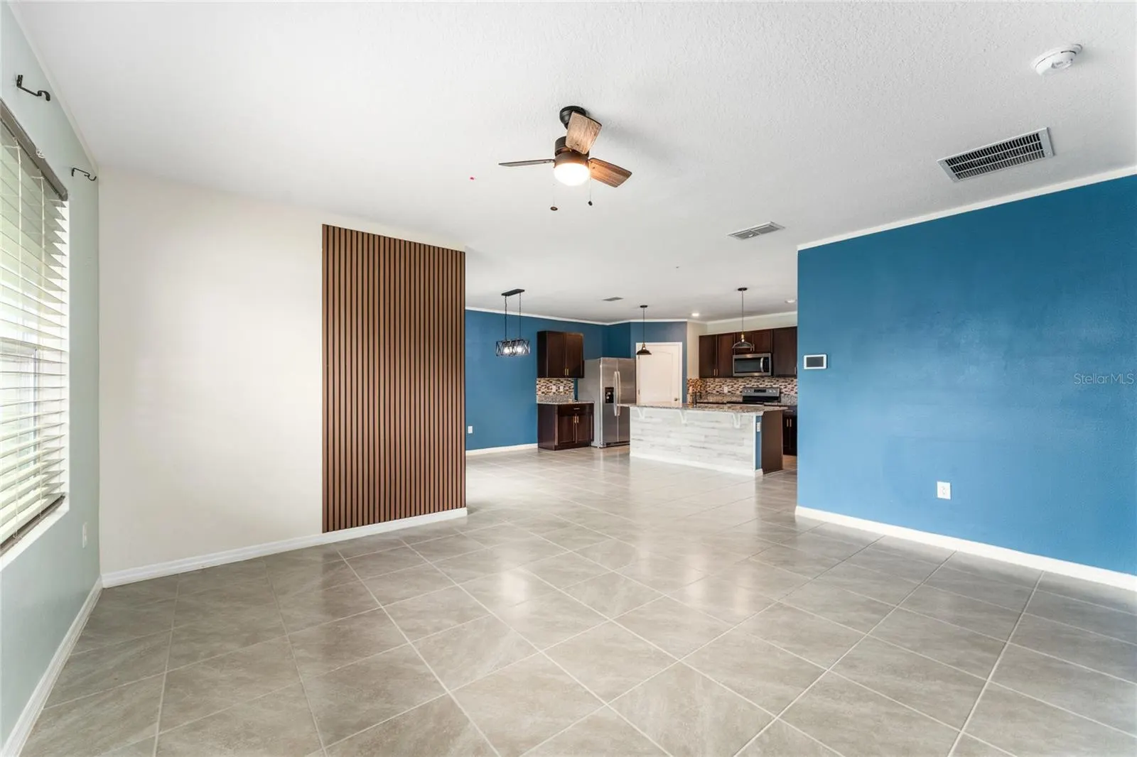 1441 RIVERBOAT DR