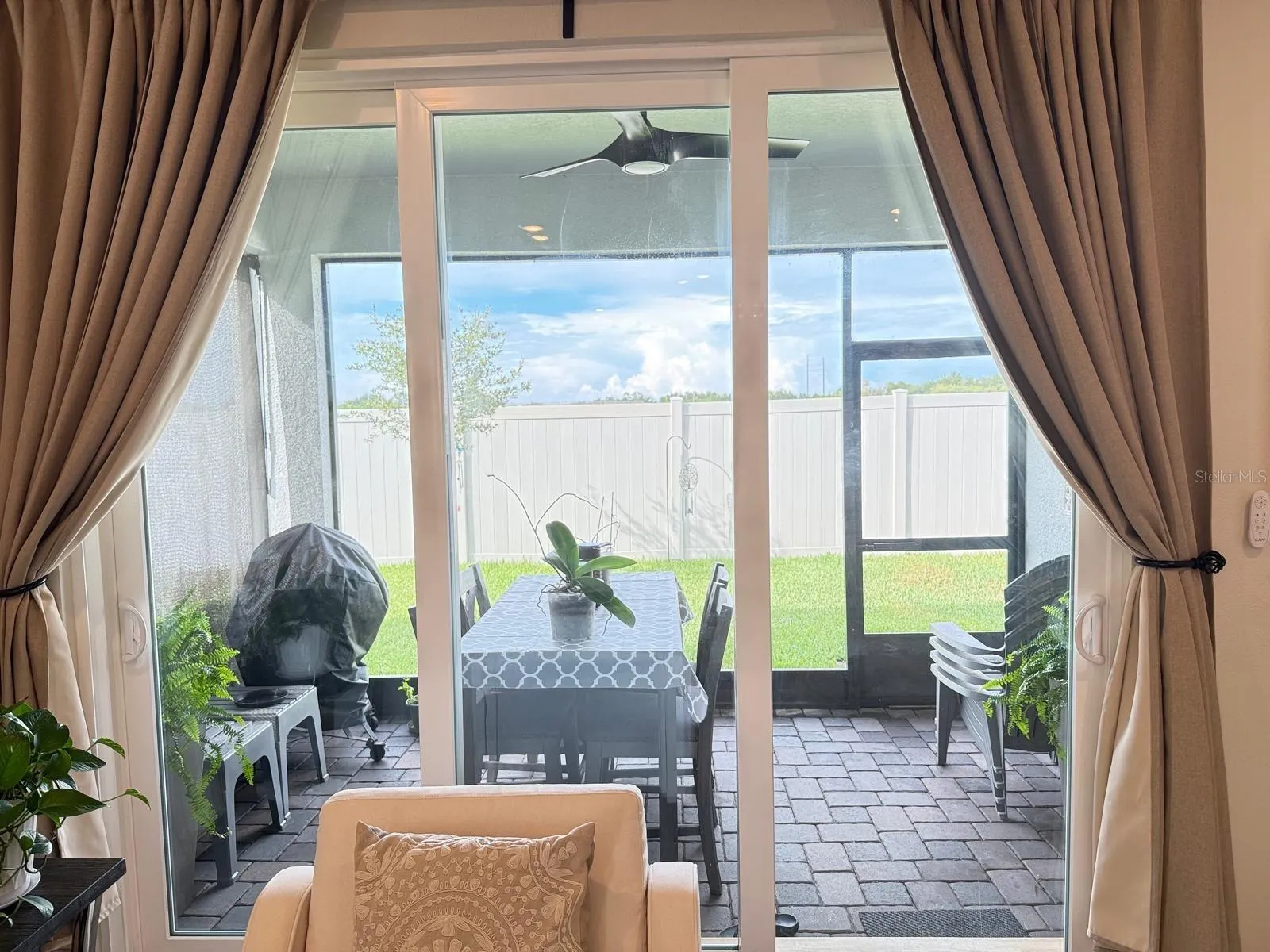 1873 SPRING SHOWER CIR