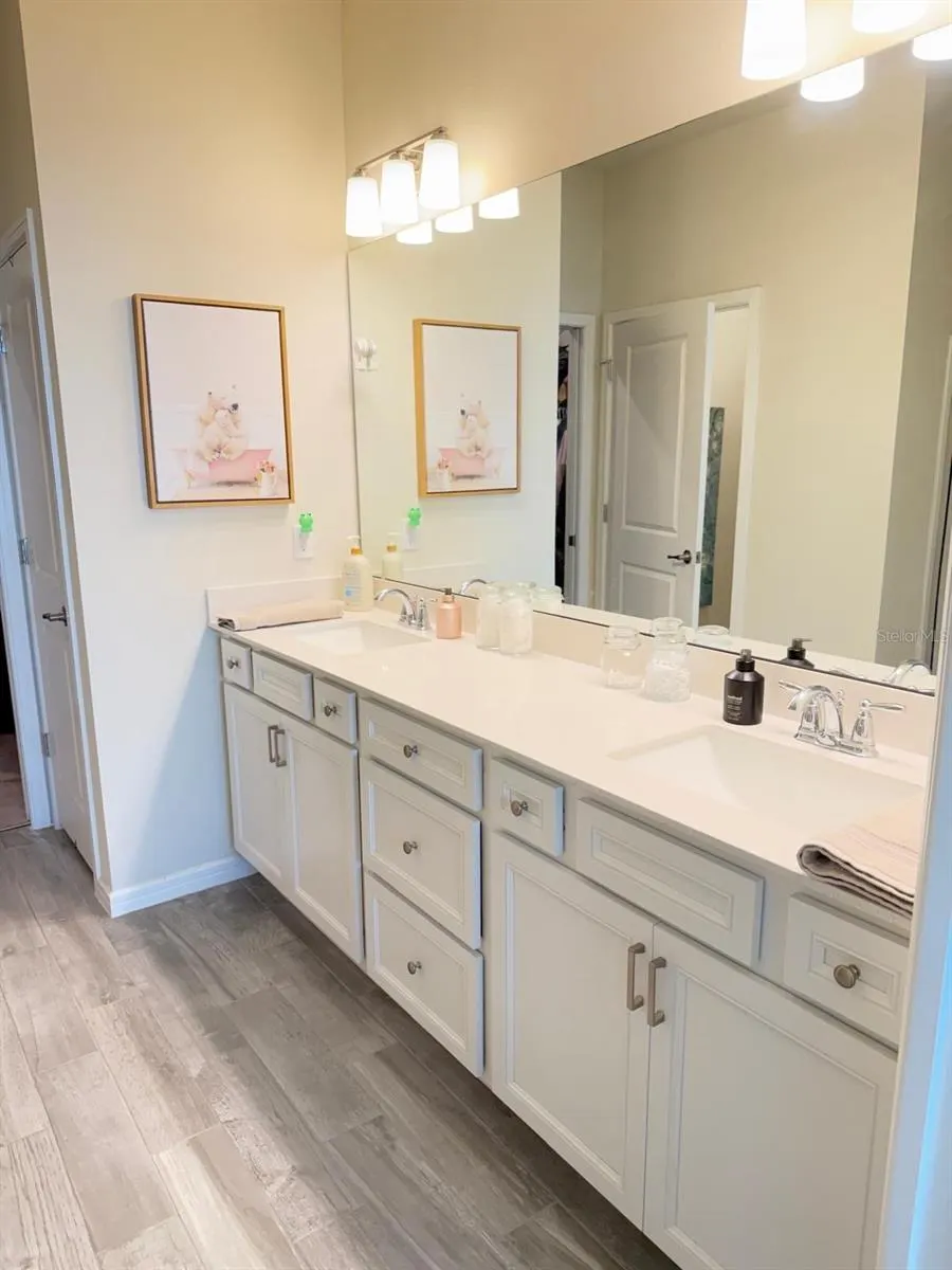 1873 SPRING SHOWER CIR