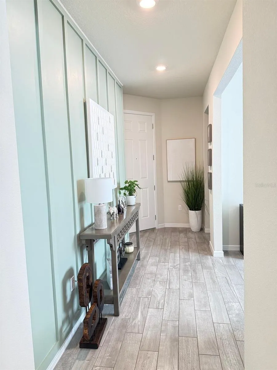 1873 SPRING SHOWER CIR