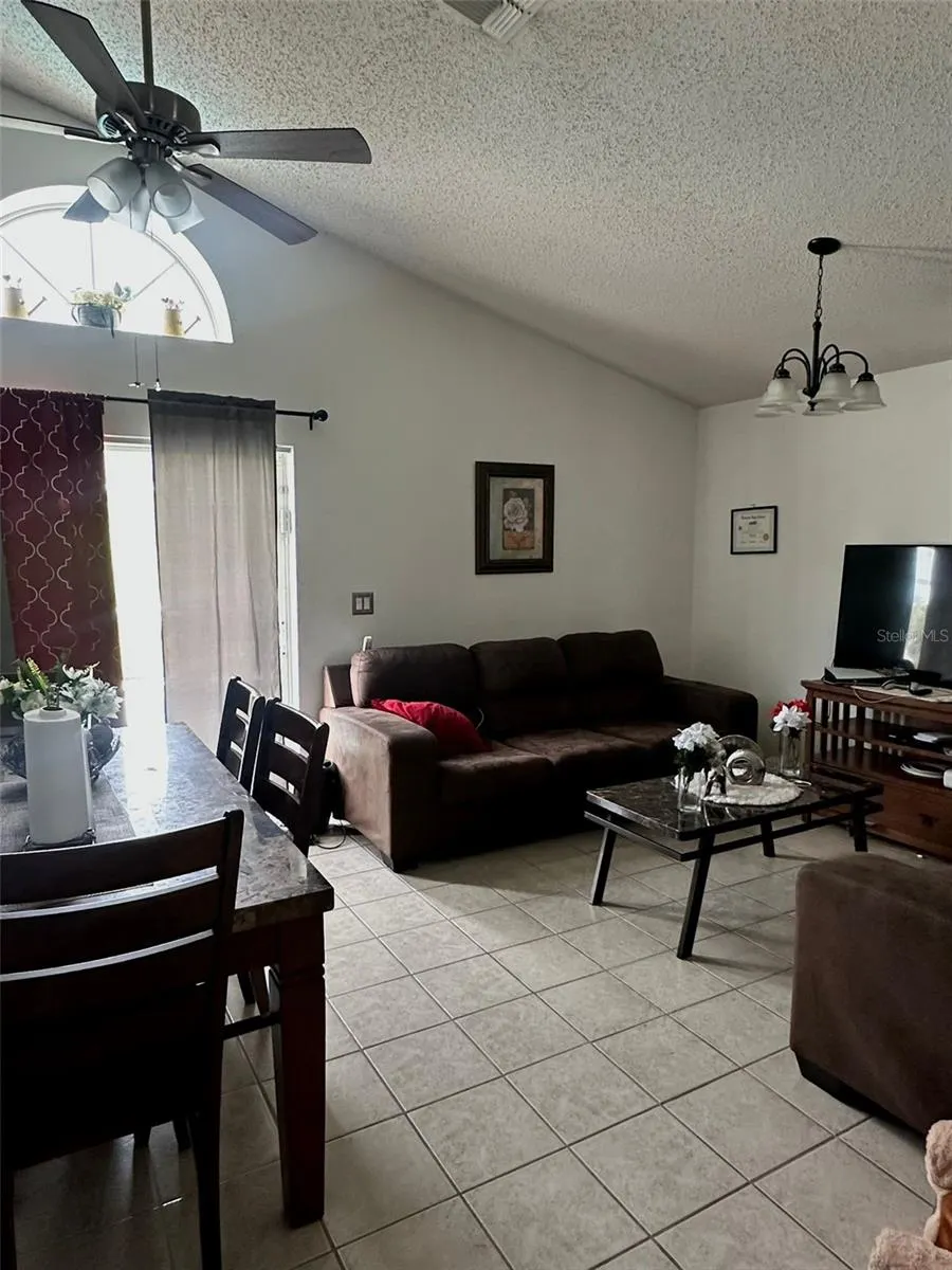 242 DURANGO LOOP ST