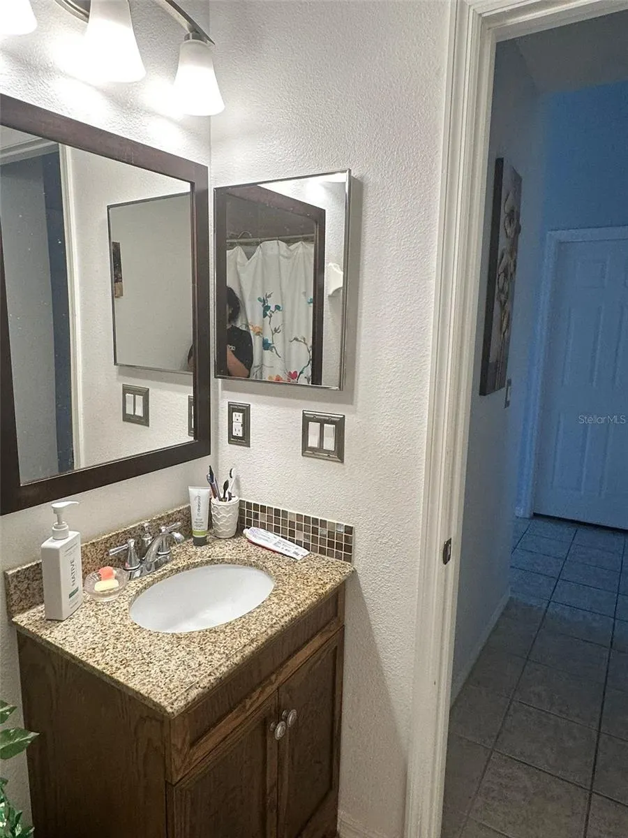 242 DURANGO LOOP ST
