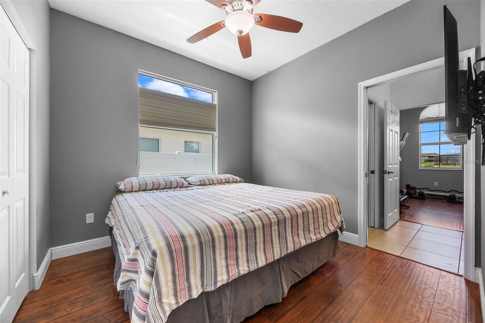 4445 BISCAYNE BREEZE WAY