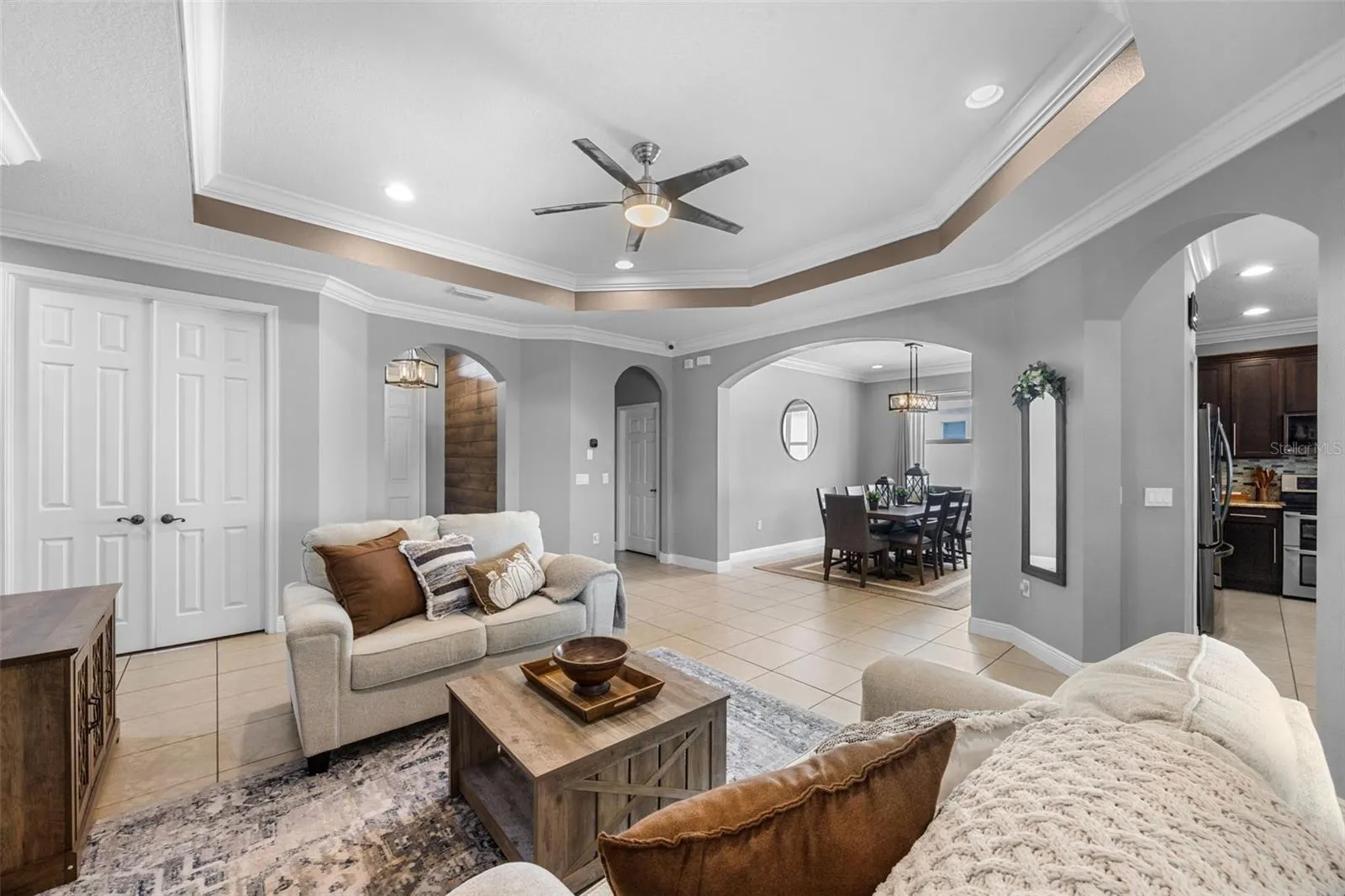 4445 BISCAYNE BREEZE WAY