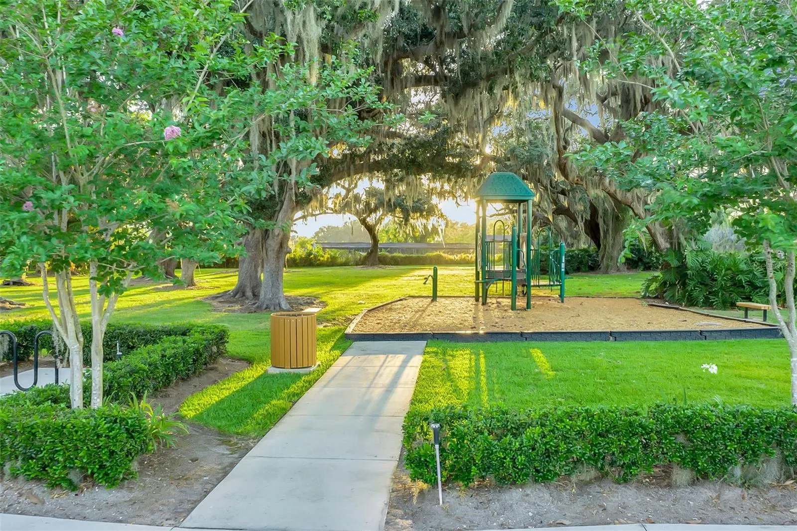 4445 BISCAYNE BREEZE WAY