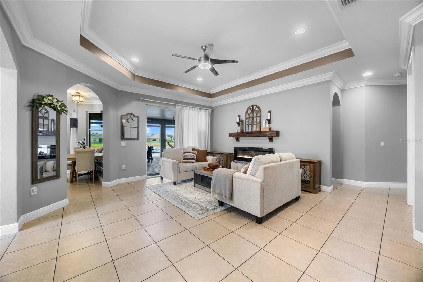 4445 BISCAYNE BREEZE WAY