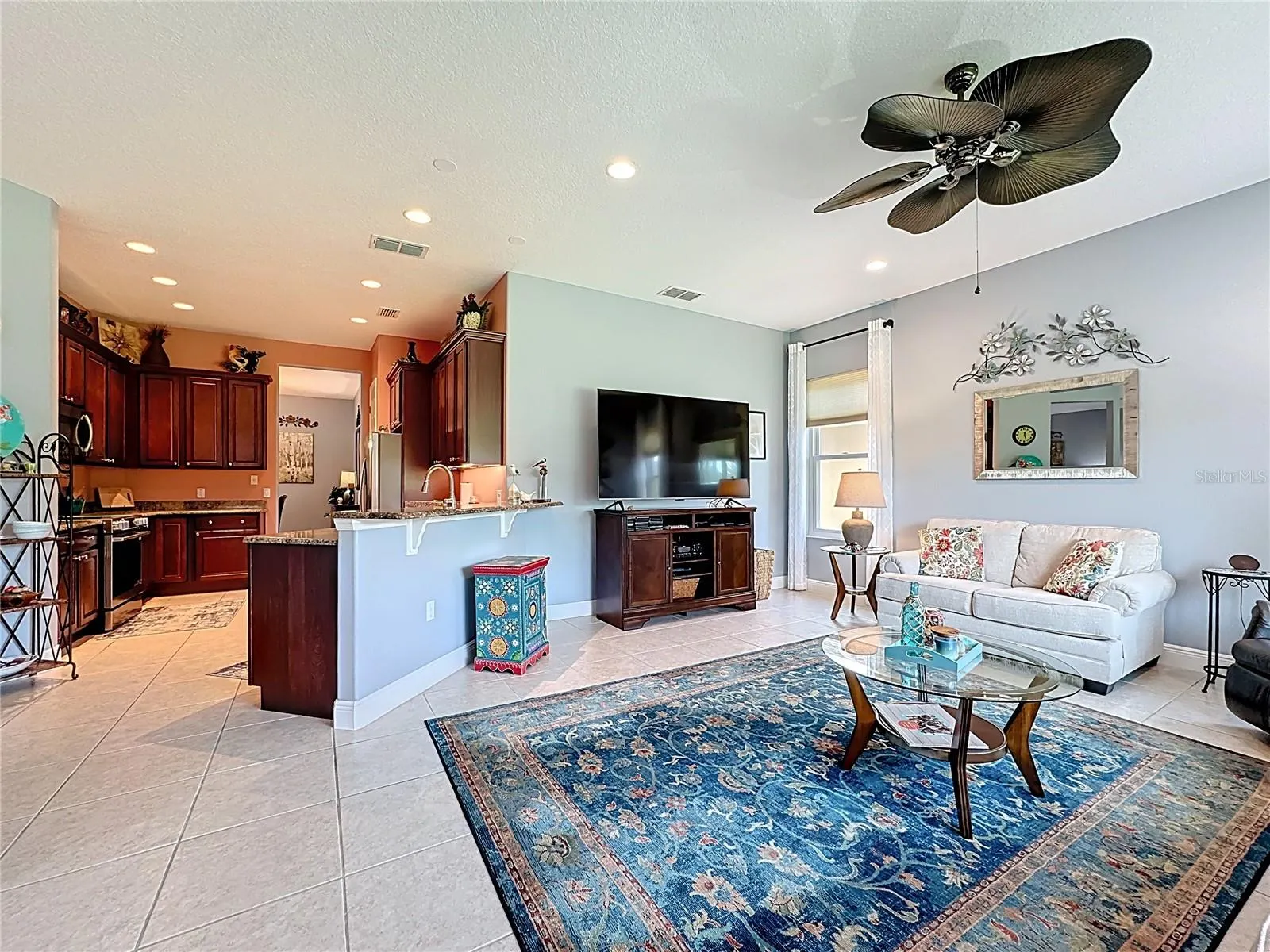 670 CARMEL LN