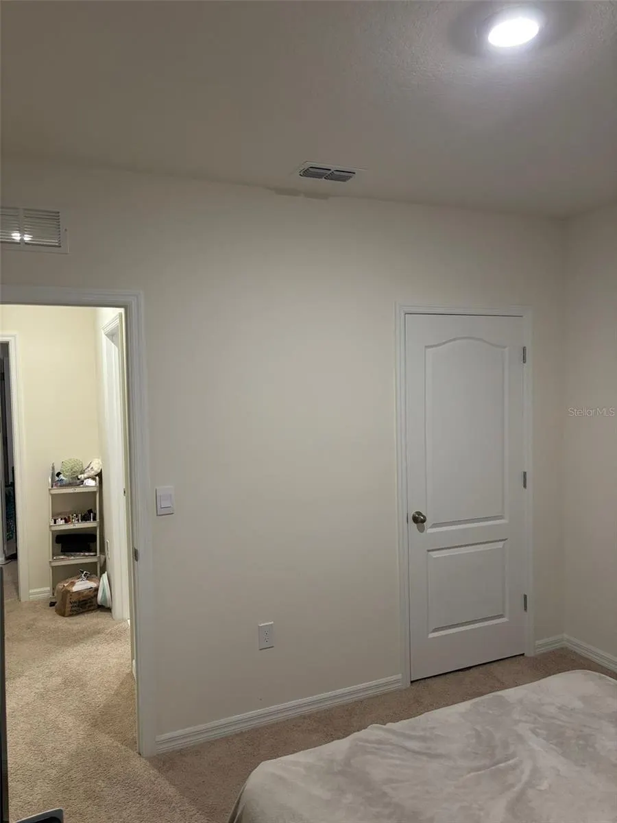 1349 DAISY FIELD DR