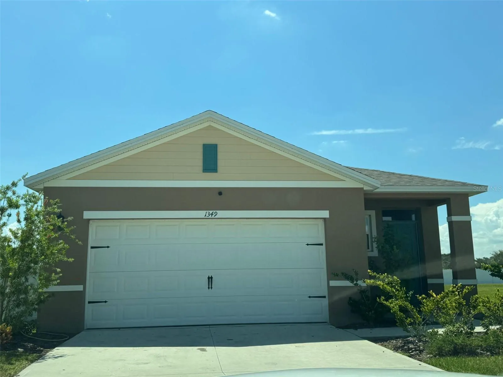 1349 DAISY FIELD DR