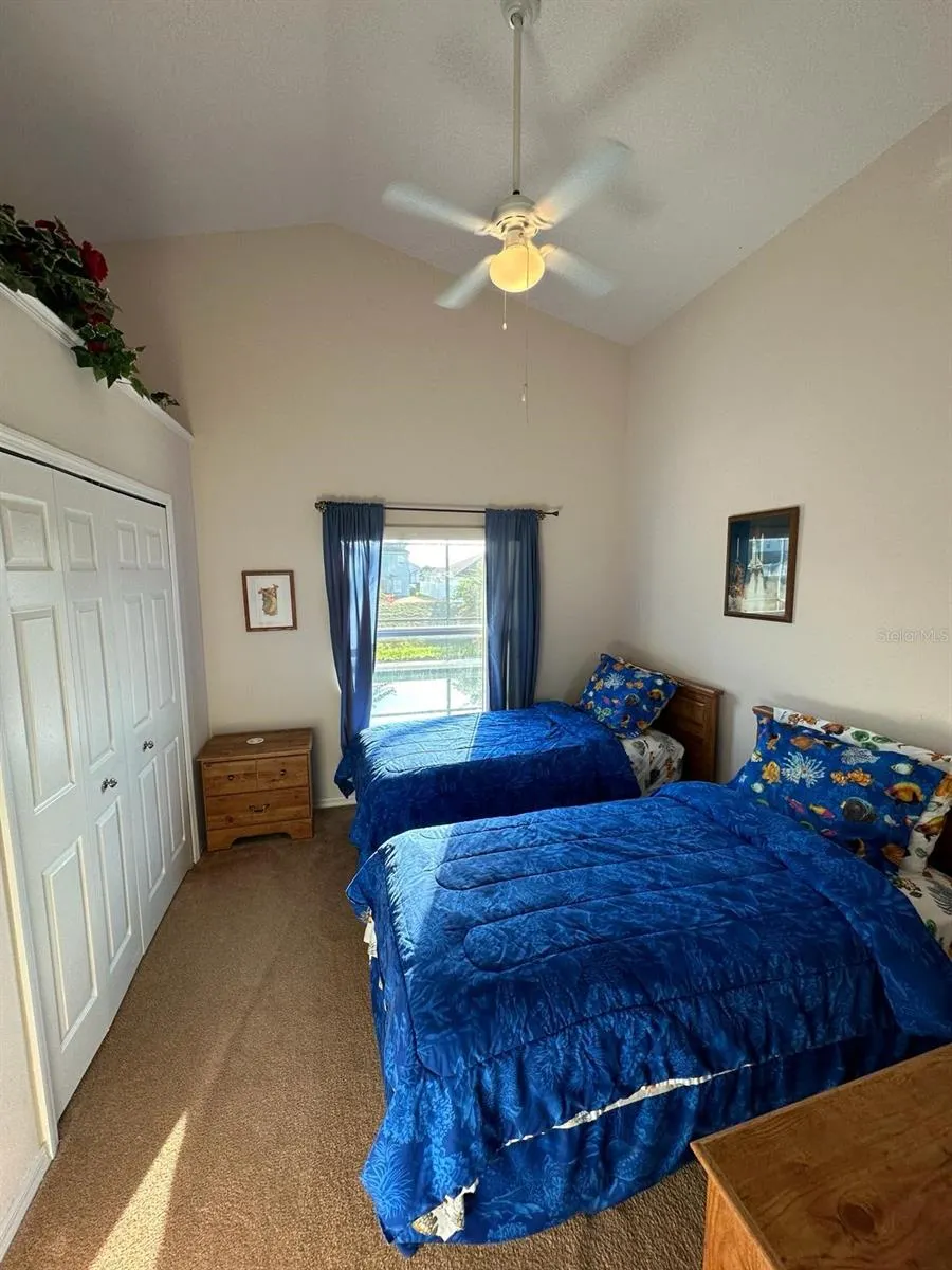 856 CASSIA DR