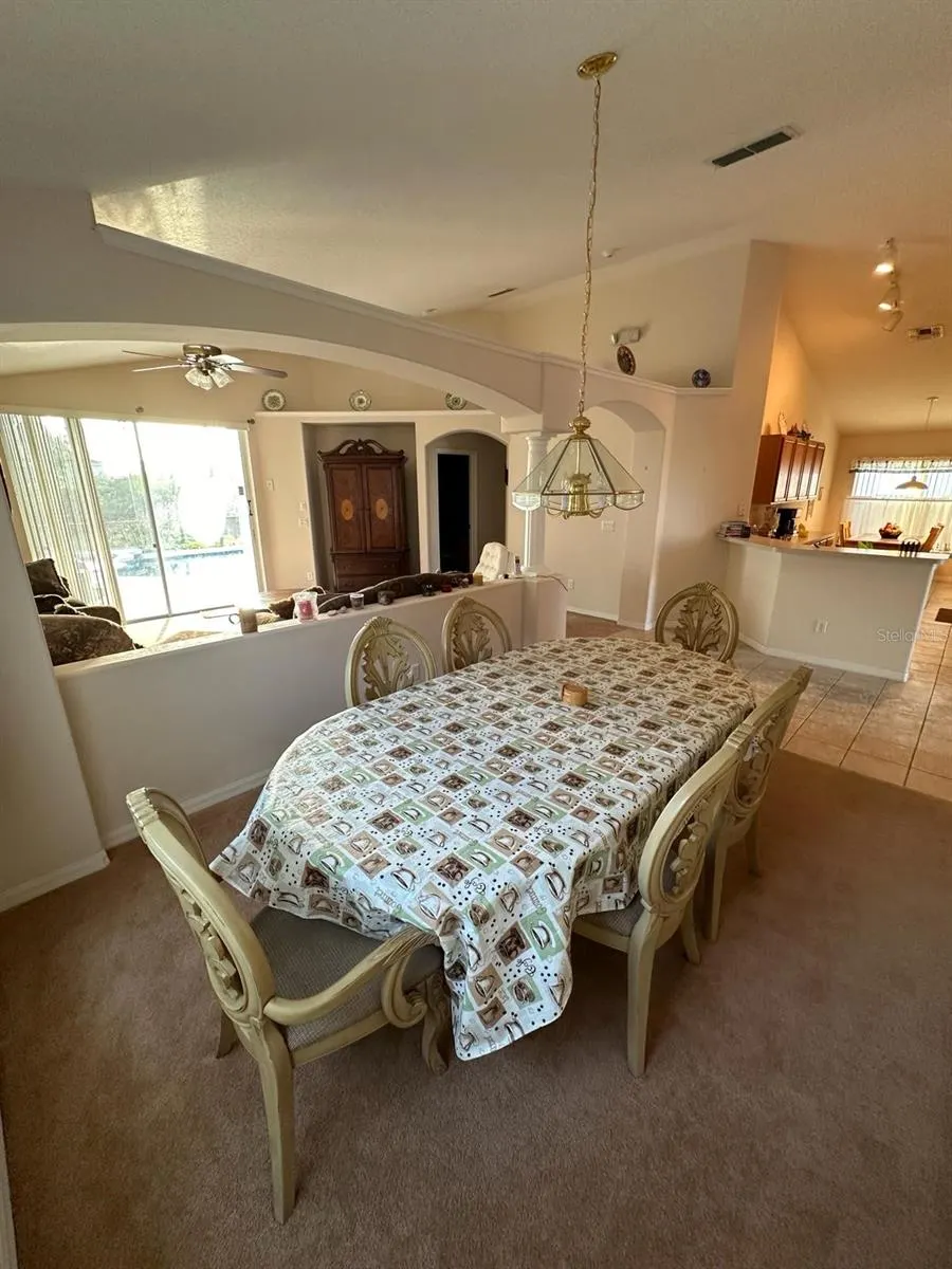 856 CASSIA DR
