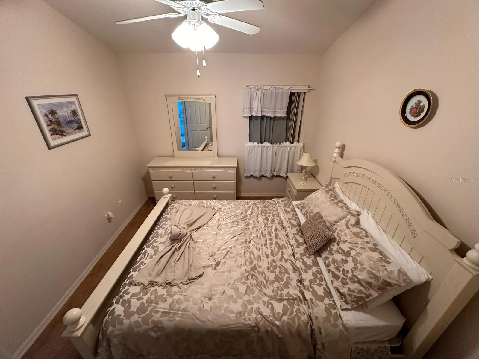 856 CASSIA DR