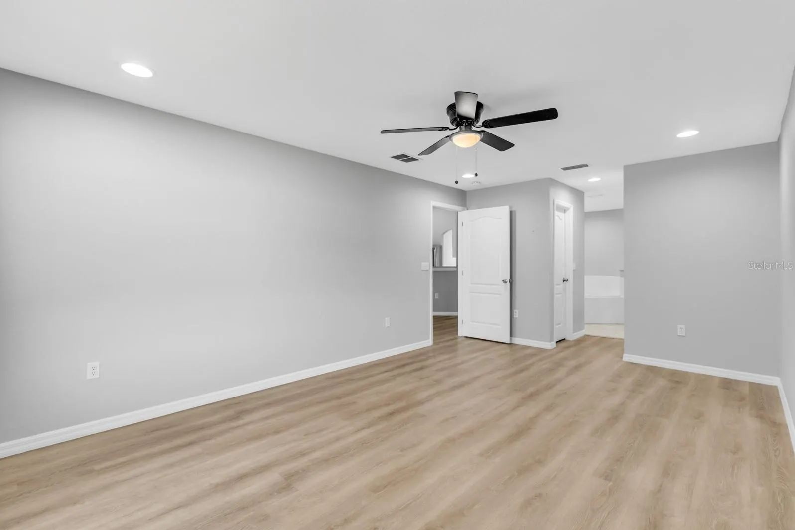 109 INCONNU CT