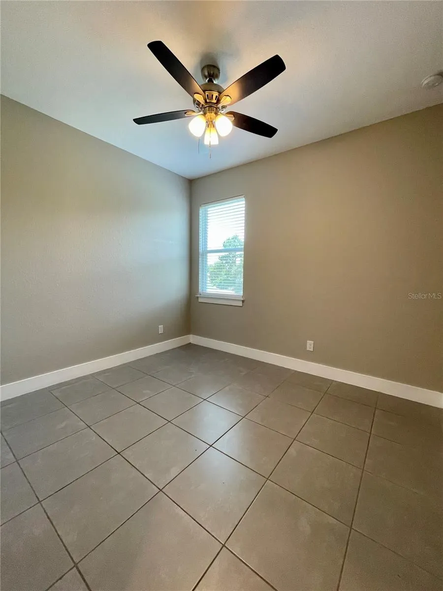 302 SALMON WAY