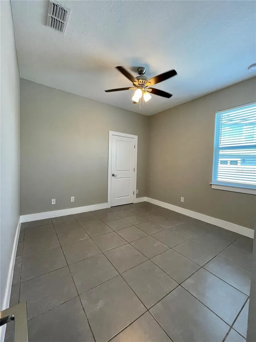 302 SALMON WAY