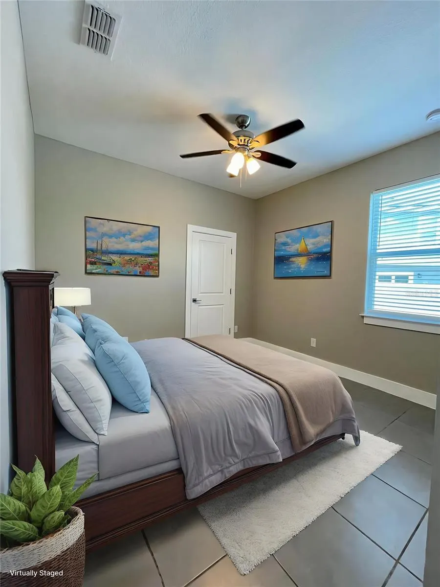 302 SALMON WAY