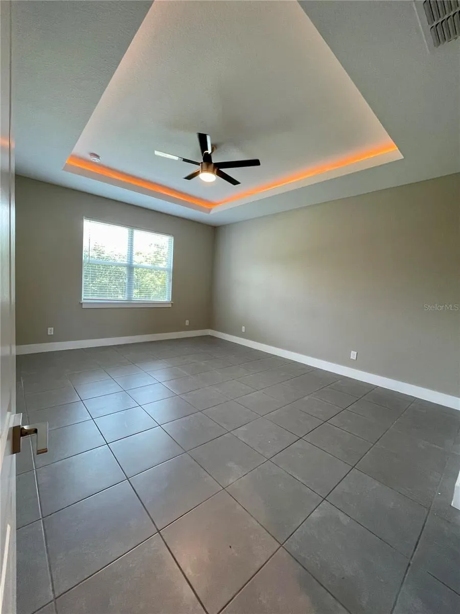 302 SALMON WAY
