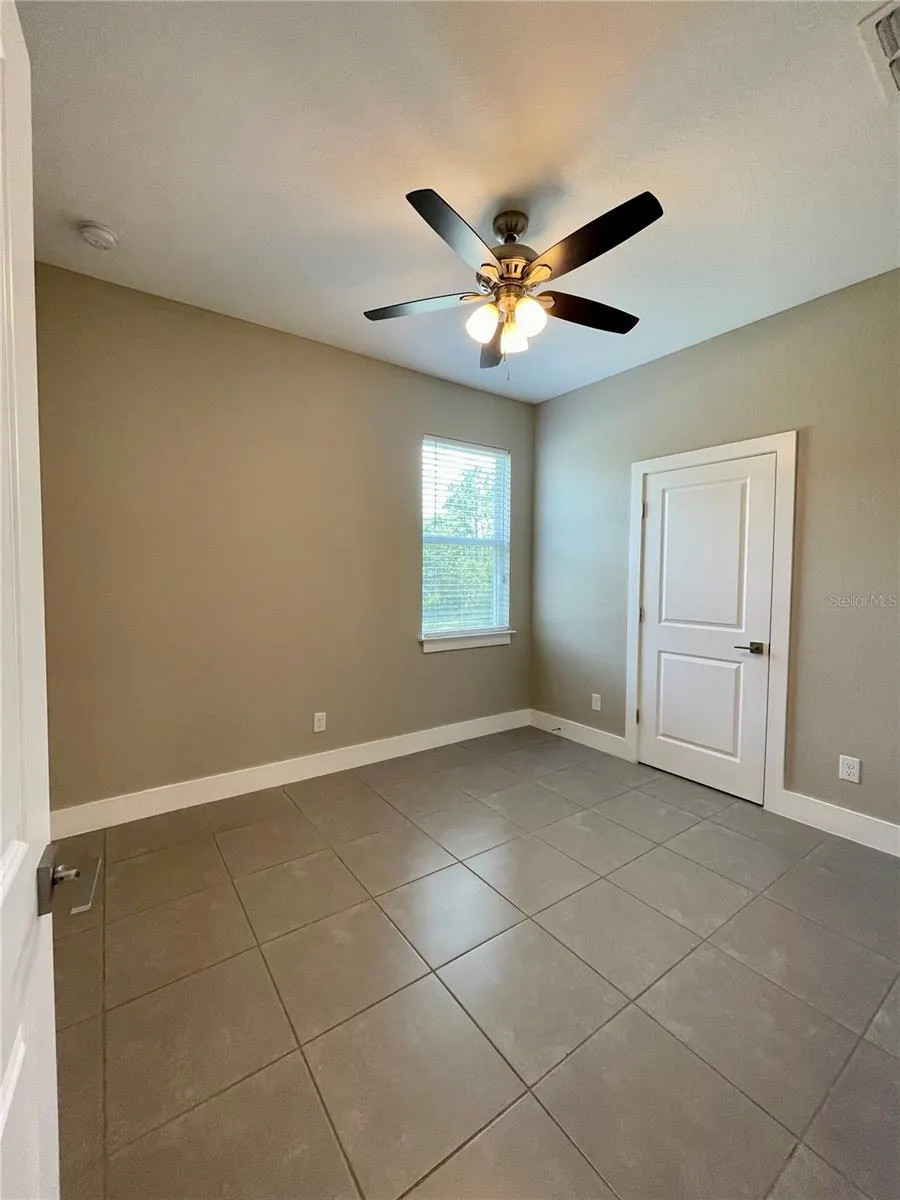 302 SALMON WAY