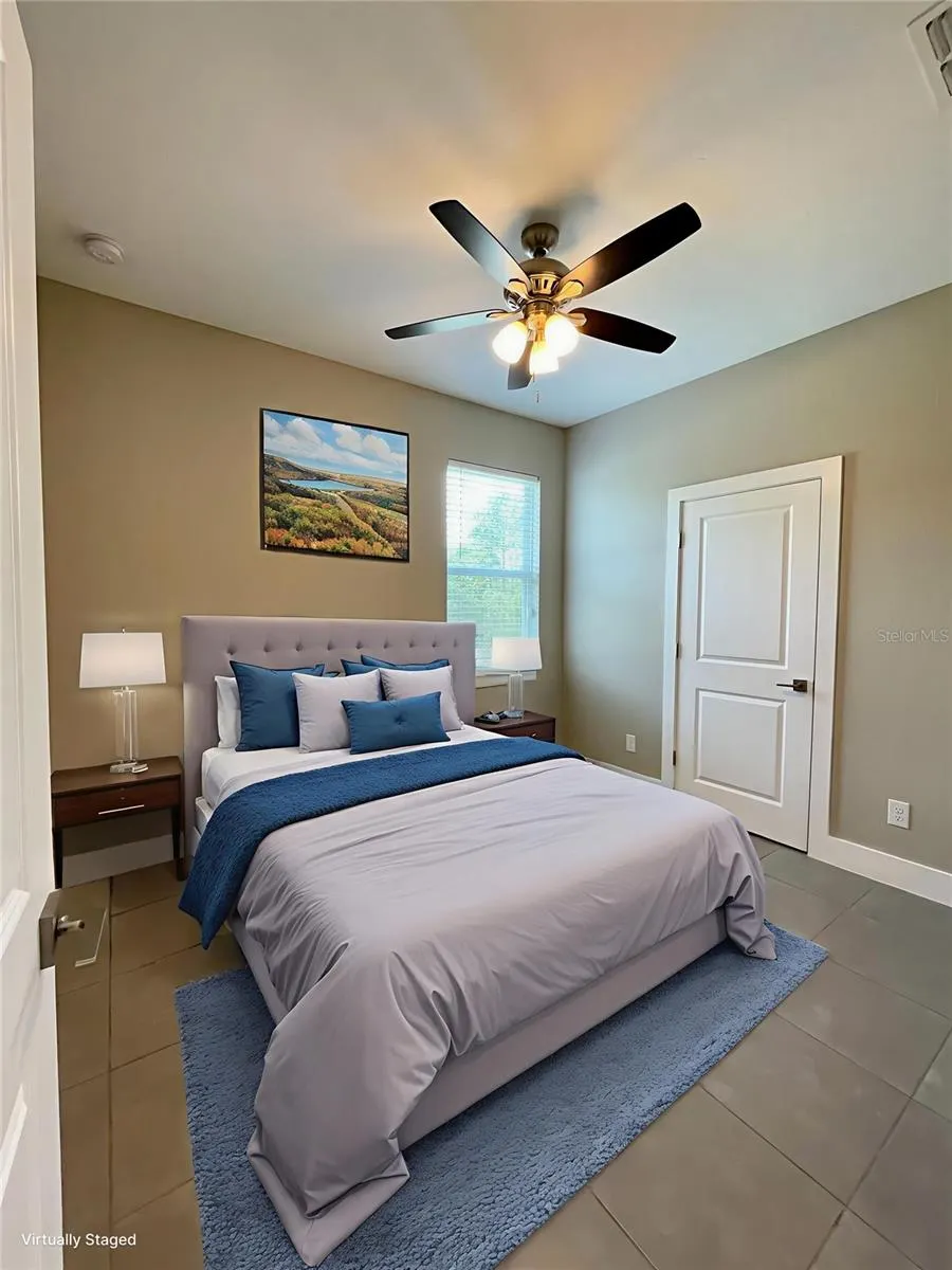 302 SALMON WAY