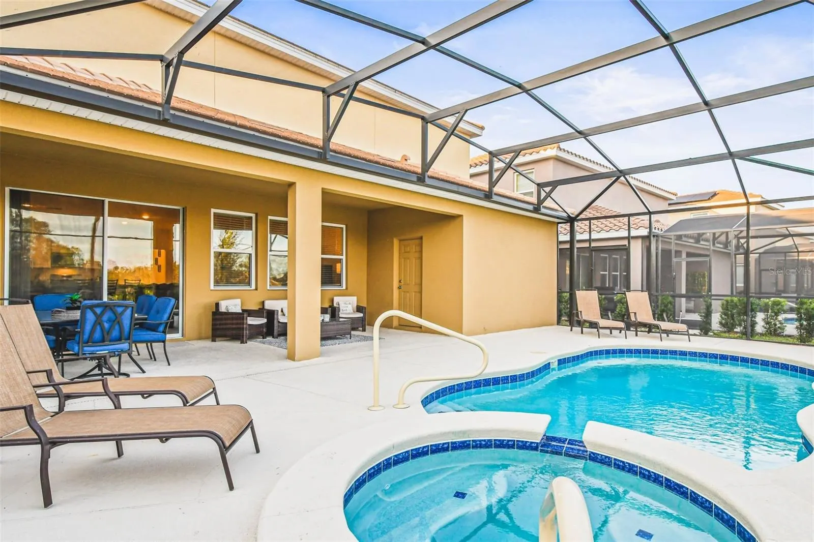 7619 OAKMOSS LOOP