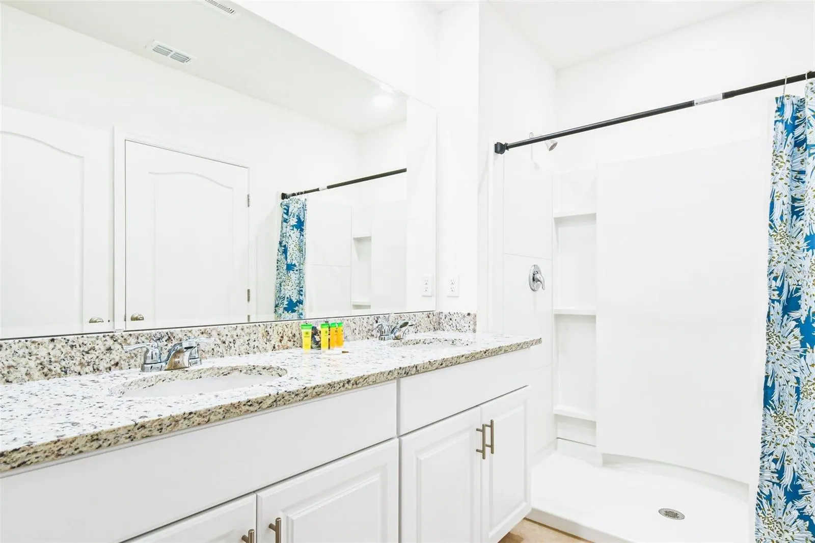 7619 OAKMOSS LOOP