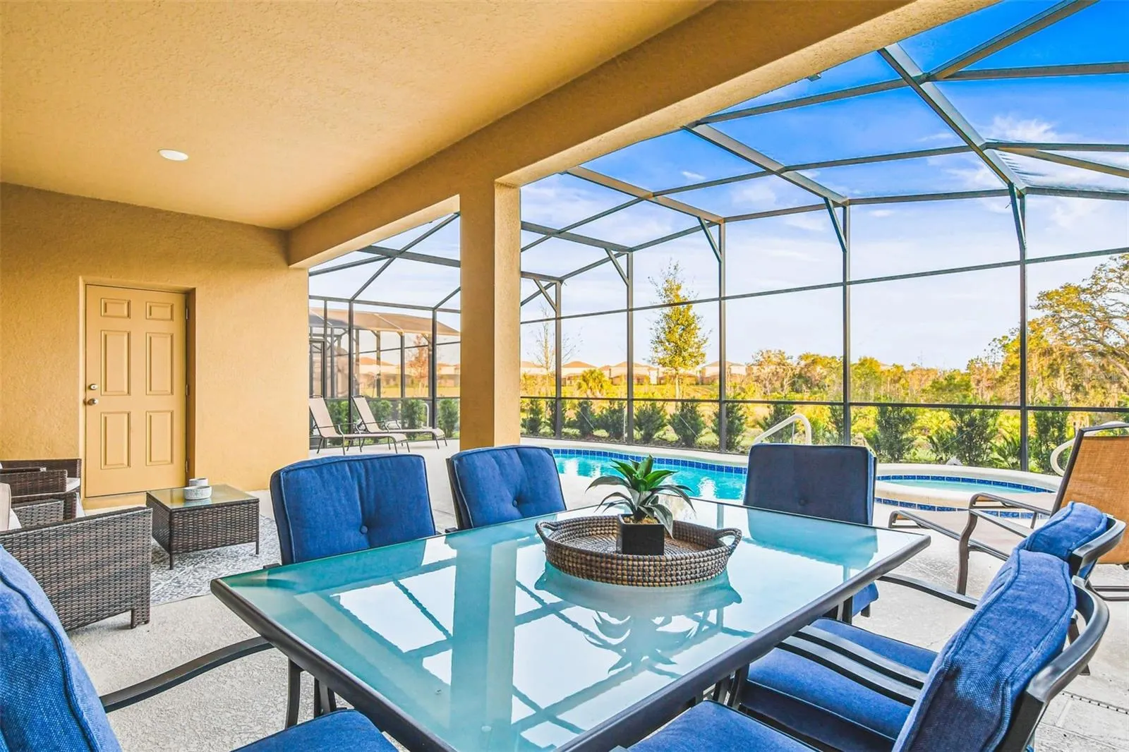 7619 OAKMOSS LOOP