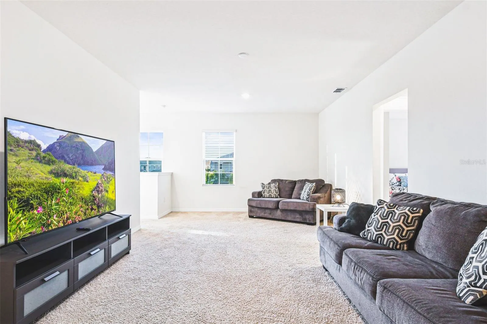 7619 OAKMOSS LOOP