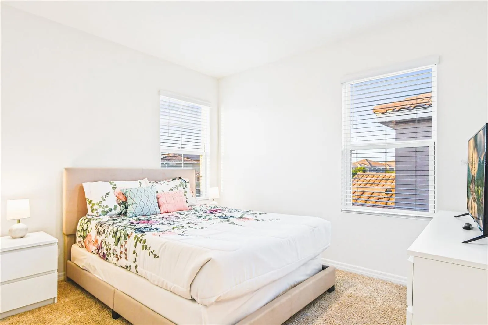 7619 OAKMOSS LOOP