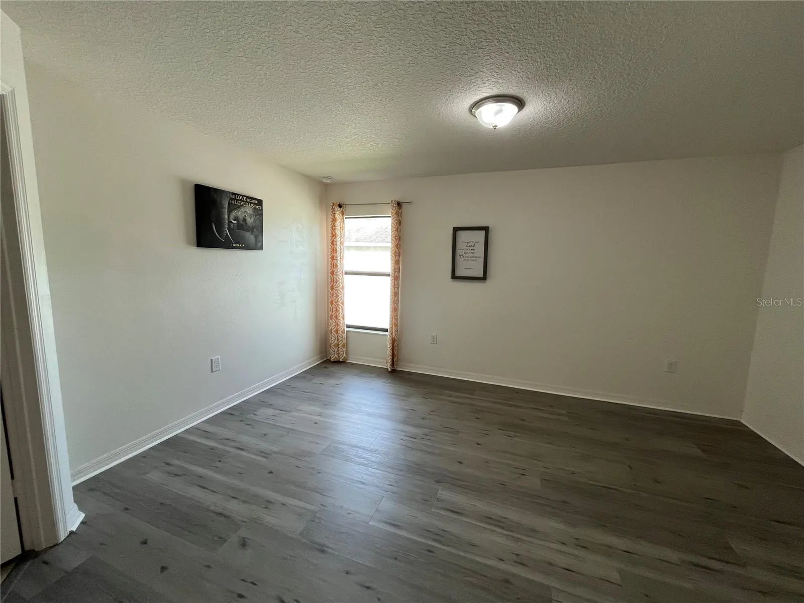 2121 HIBISCUS PL
