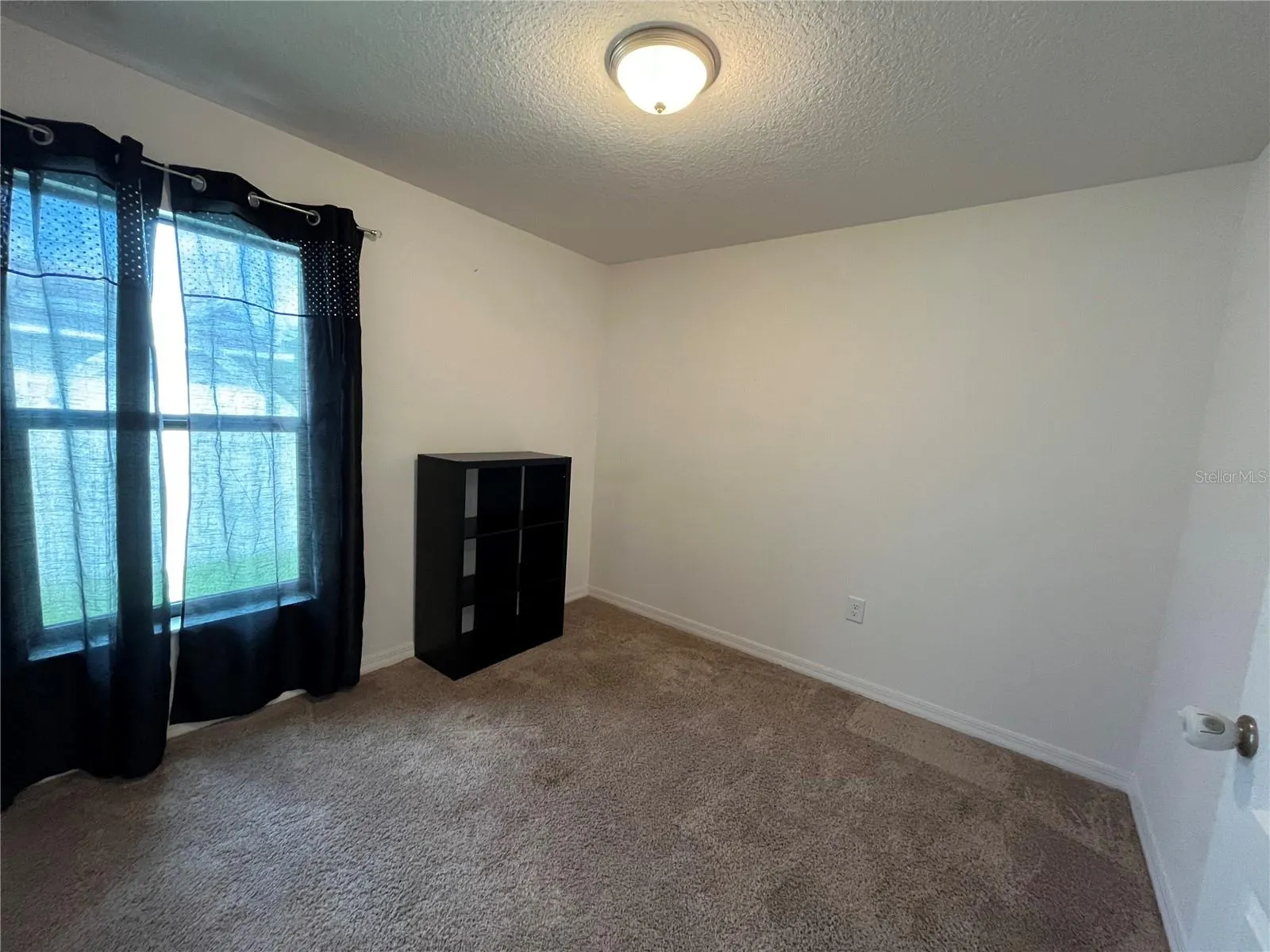 2121 HIBISCUS PL