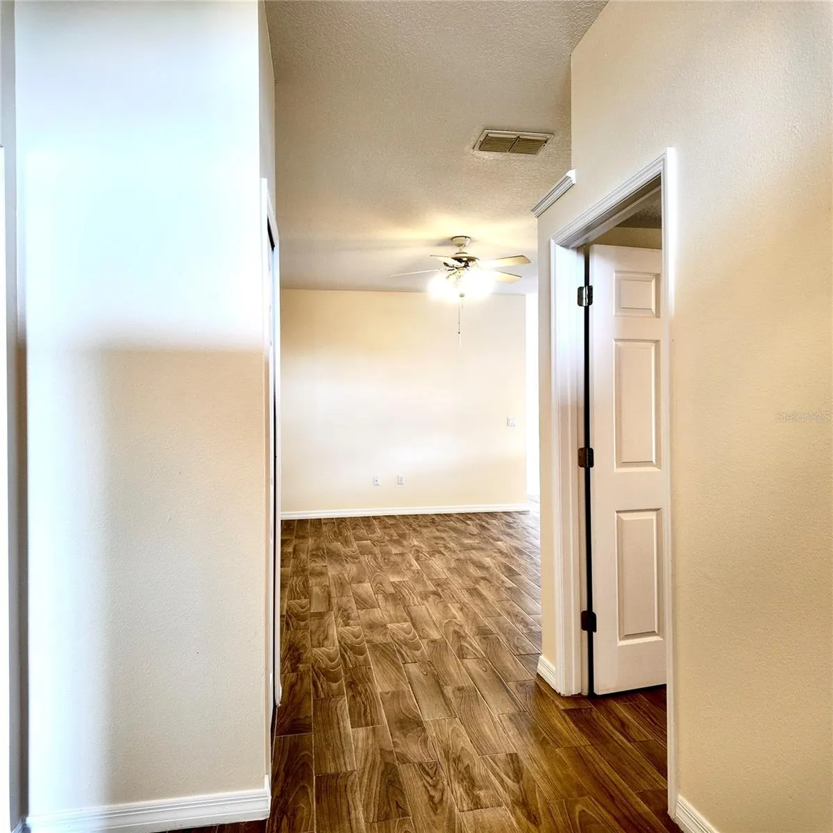 946 BERWICK DR