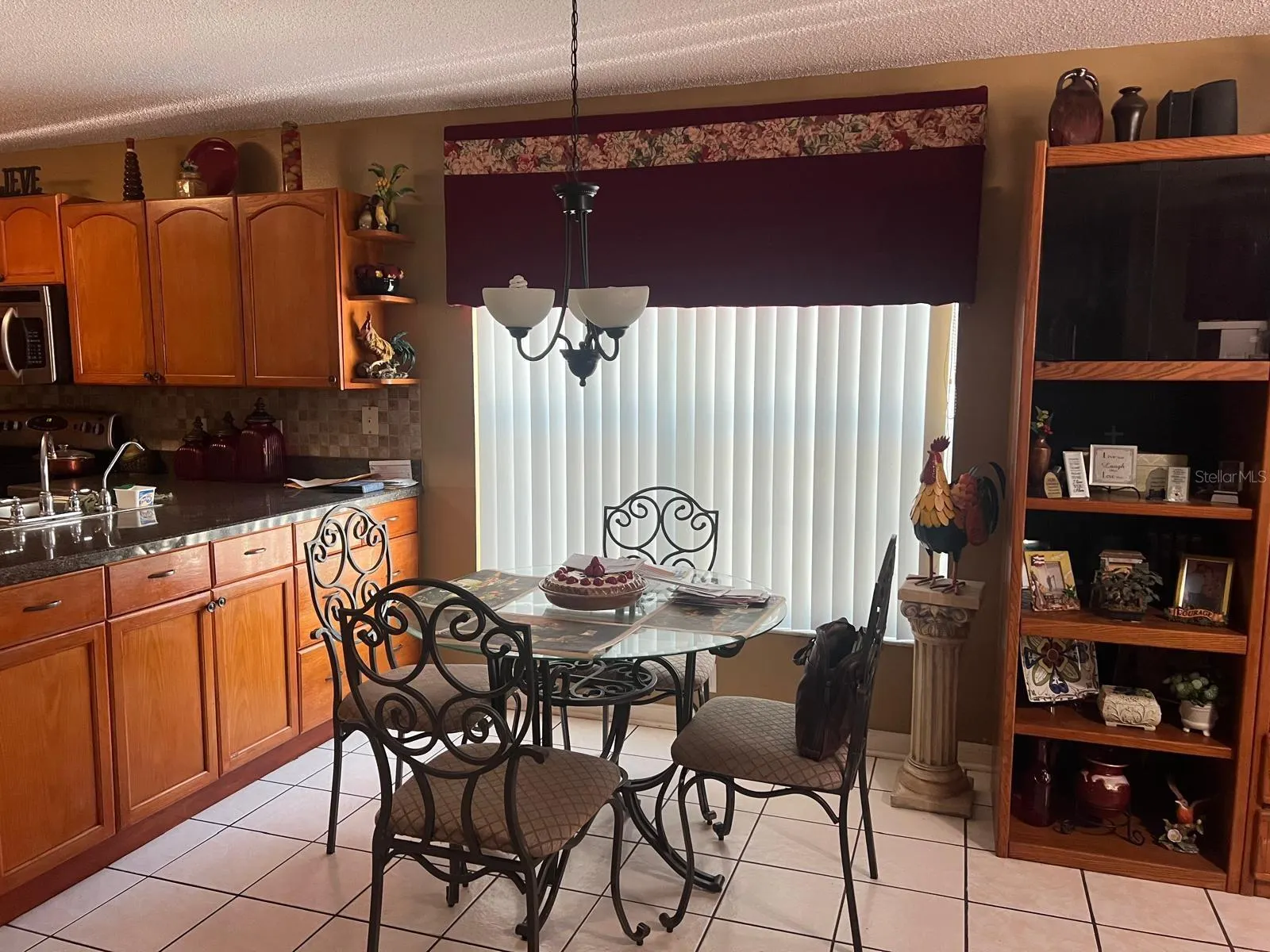 411 PEPPERMILL CIR
