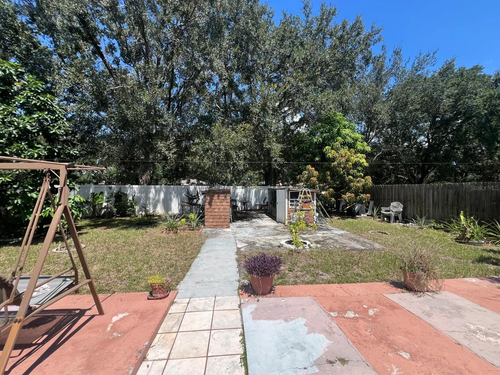 411 PEPPERMILL CIR