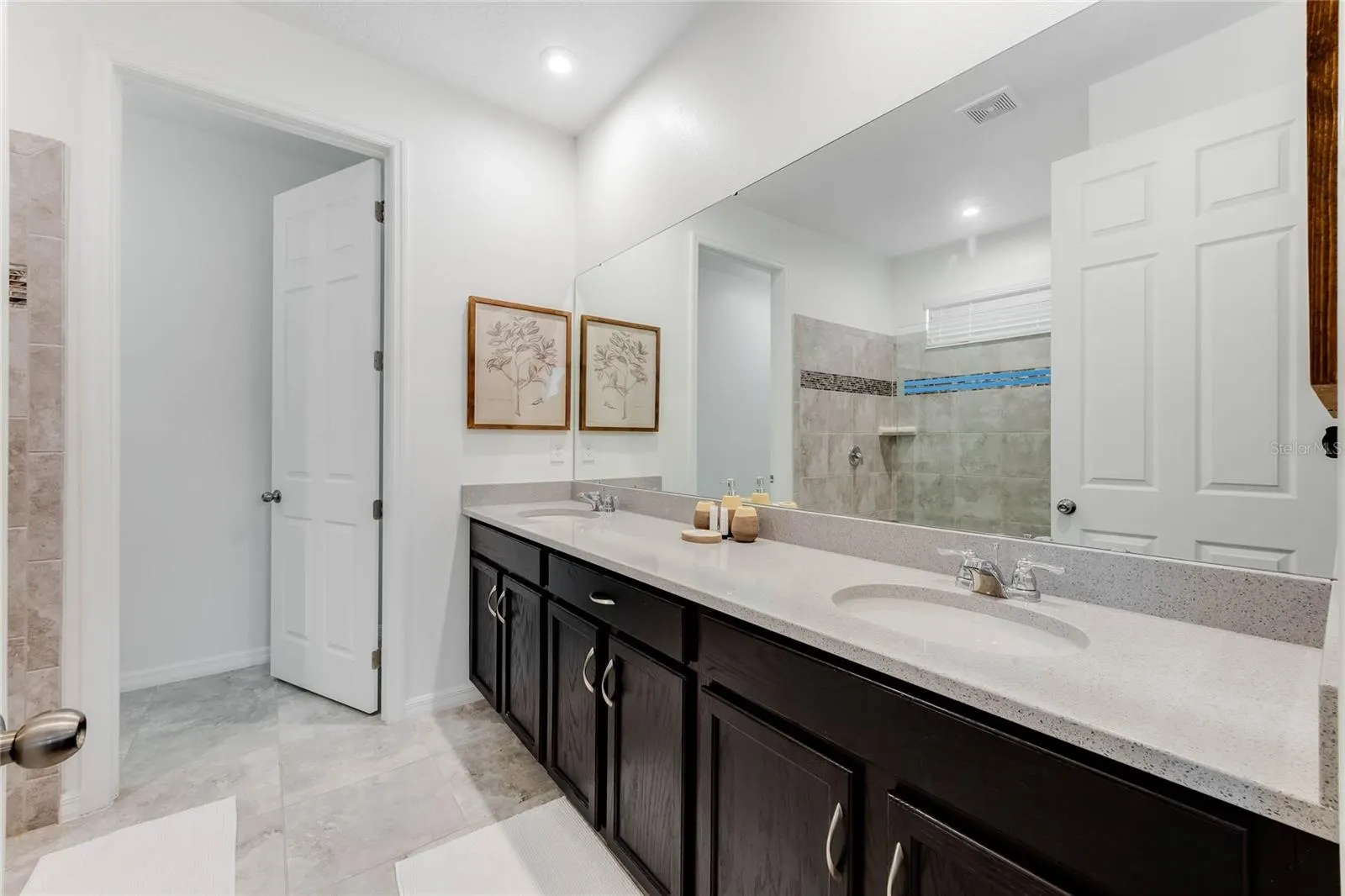 8943 AMELIA DOWNS TRL
