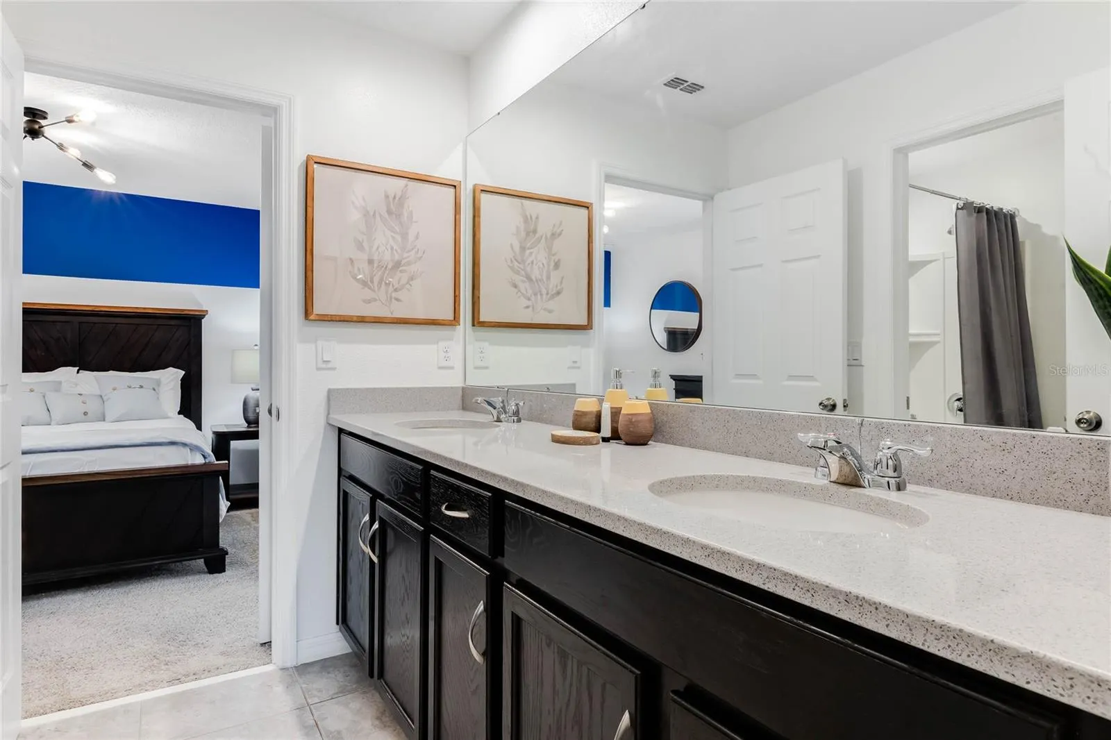 8943 AMELIA DOWNS TRL