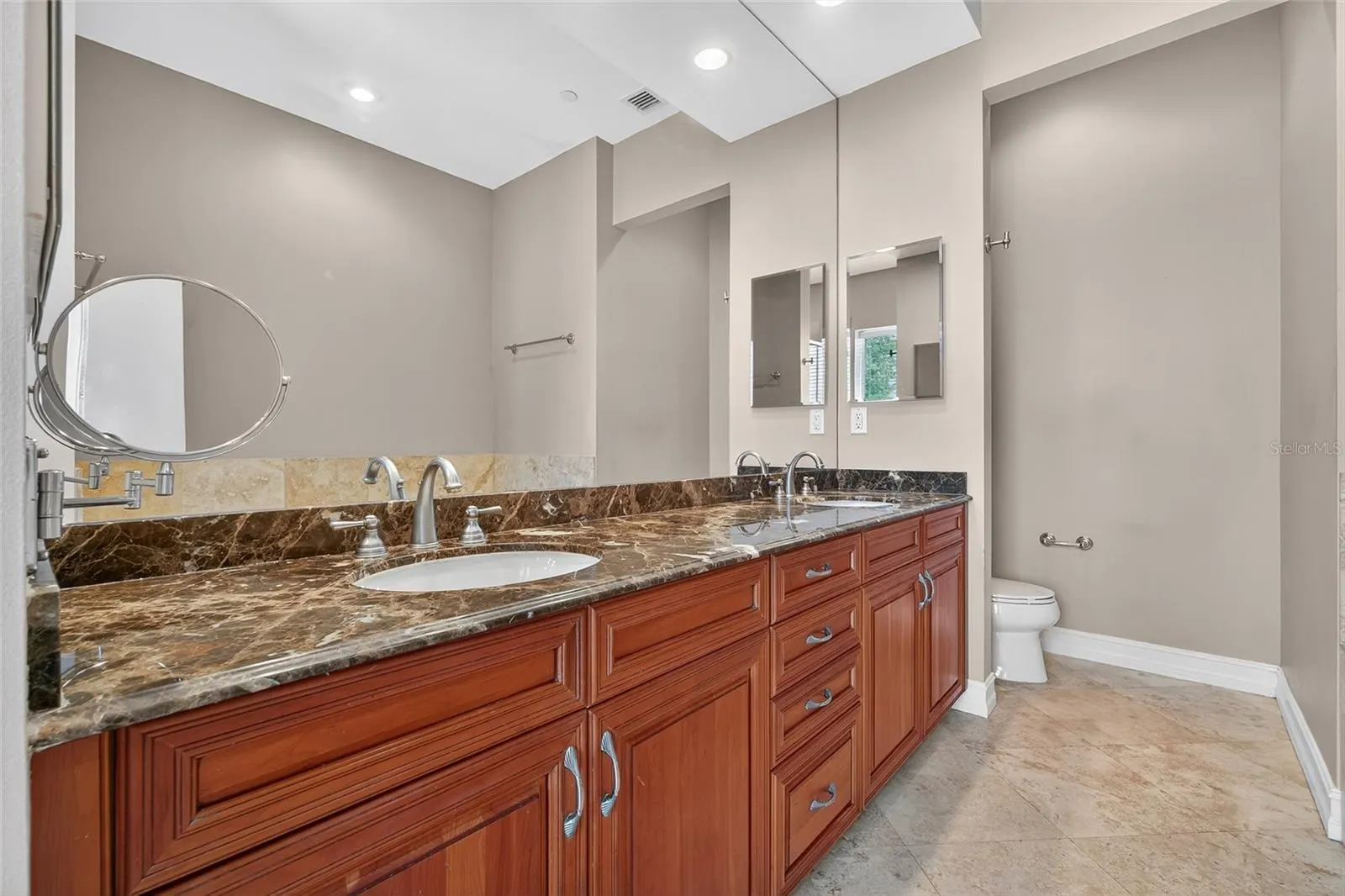 762 CELEBRATION AVE #2301, #2301